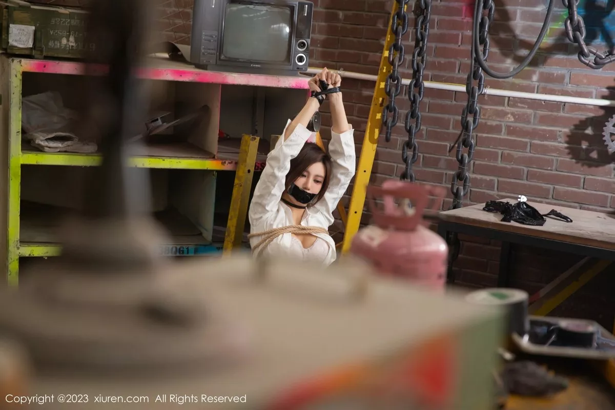 秀人集.com_[XiuRen秀人网]No.6537_女神绮里嘉ula情趣捆绑脱JK制服露性感内衣配超薄黑丝诱惑写真83P