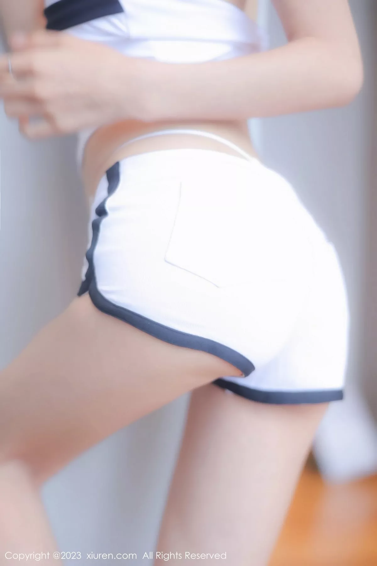 秀人集.com_[XiuRen秀人网]No.6588_模特Lingyu69私房半脱性感白色运动装秀惹火身材撩人诱惑写真91P