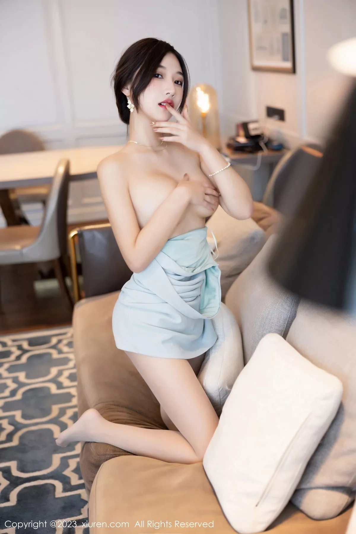 秀人集.com_[XiuRen秀人网]No.6642_模特妙可可Cheese性感淡蓝连身裙配超薄无内肉丝惹火诱惑写真86P