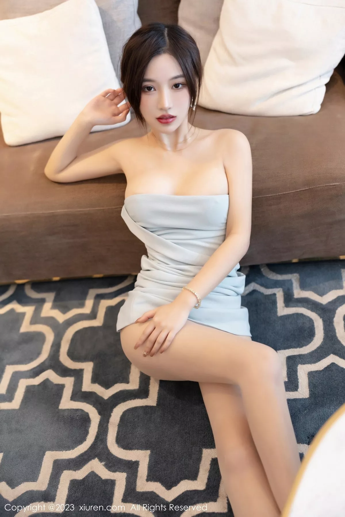 秀人集.com_[XiuRen秀人网]No.6642_模特妙可可Cheese性感淡蓝连身裙配超薄无内肉丝惹火诱惑写真86P