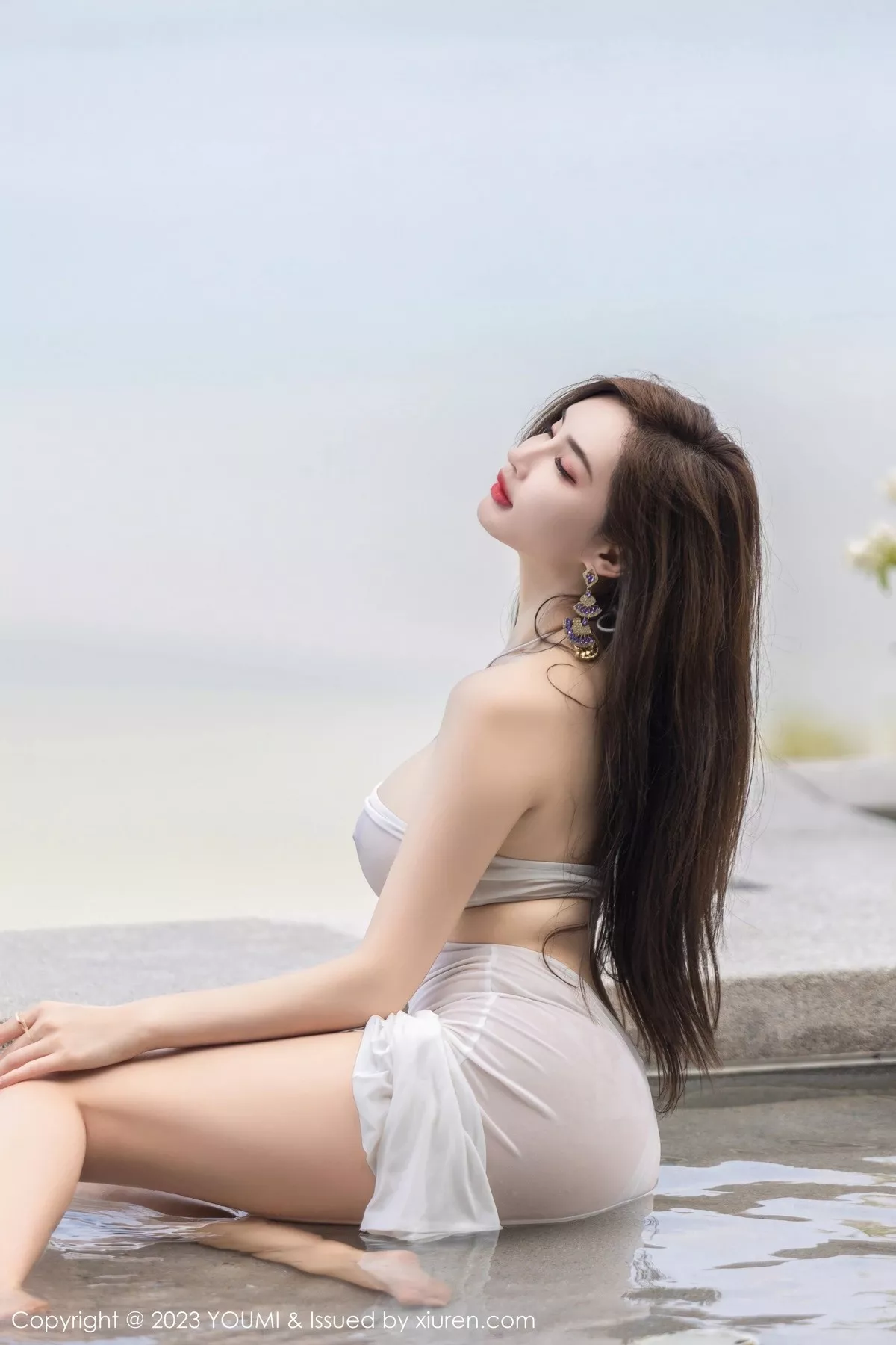 秀人集.com_[YouMi尤蜜荟]Vol.931_女神Carol周妍希白色轻透连身裙配超薄肉丝秀丰满身材诱惑写真88P