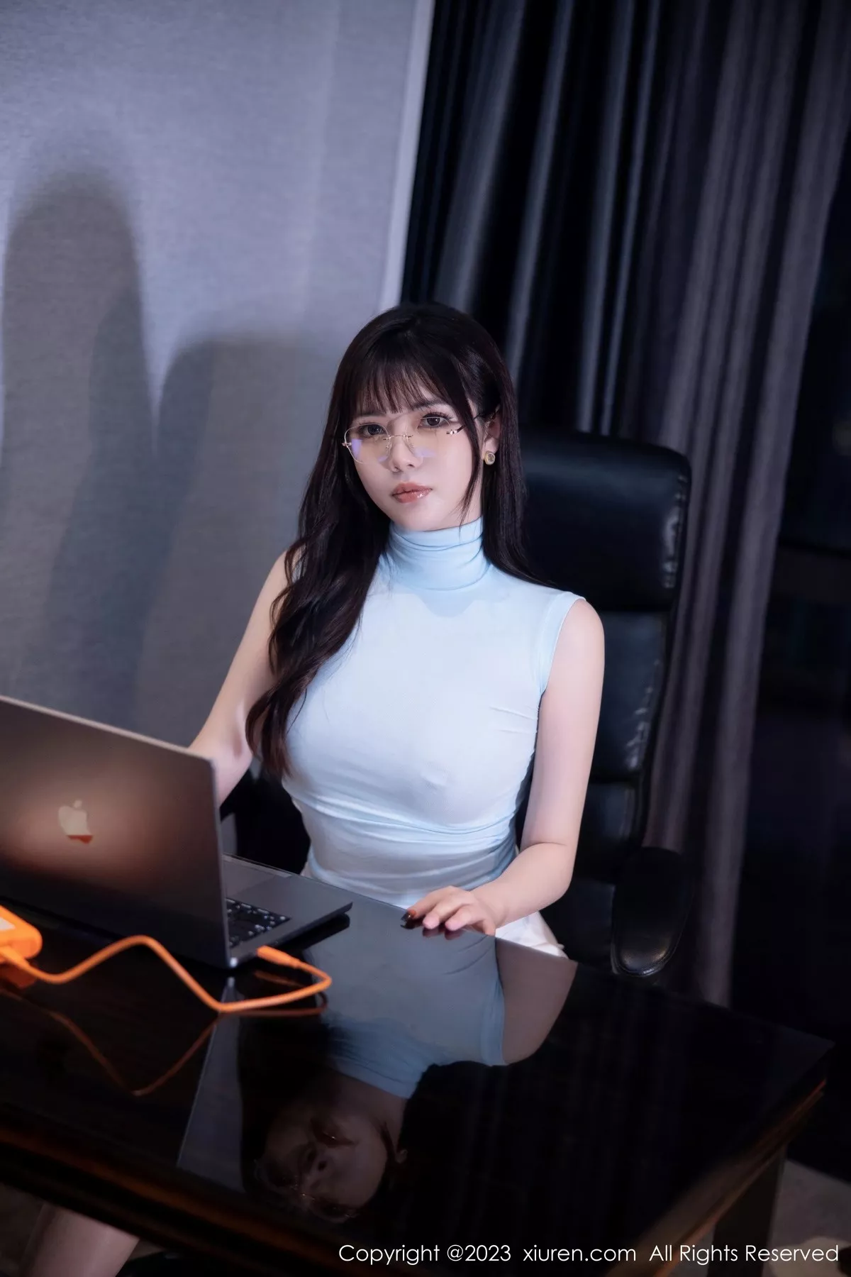 秀人集.com_[XiuRen秀人网]No.6645_模特萌汉药baby＆arude薇薇性感姐妹花超薄肉丝秀美腿诱惑写真82P