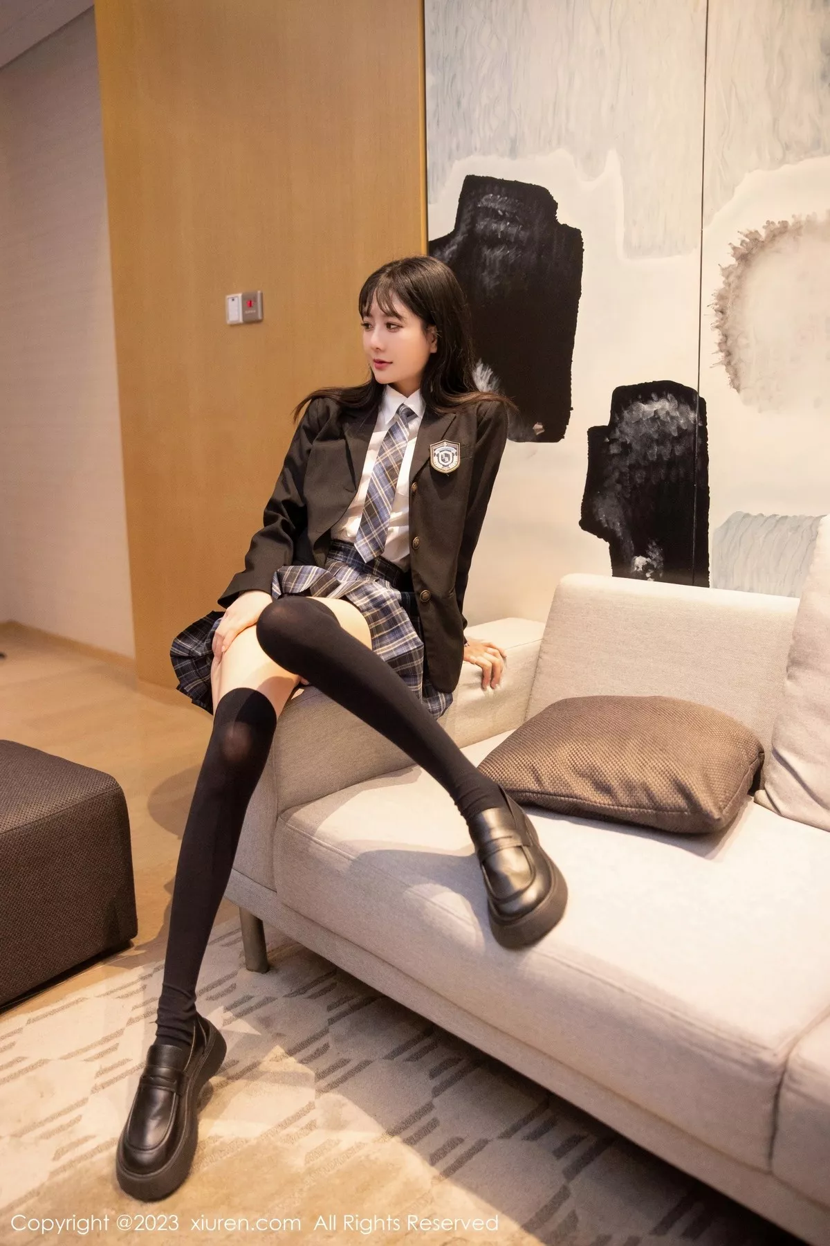 秀人集.com_[XiuRen秀人网]No.6662_模特幼幼学妹制服性感白T配格子裙露白色蕾丝内衣完美诱惑写真92P