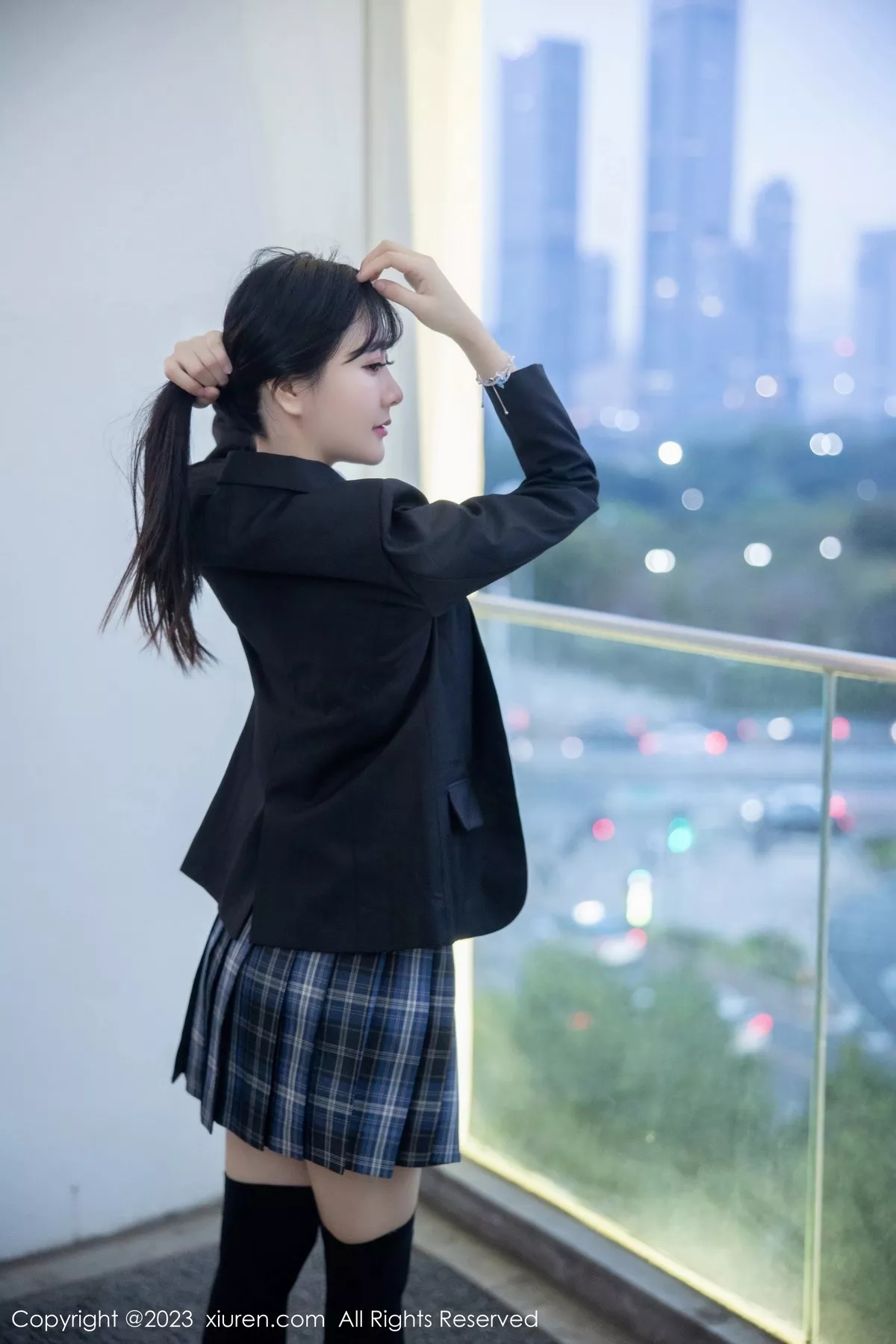 秀人集.com_[XiuRen秀人网]No.6662_模特幼幼学妹制服性感白T配格子裙露白色蕾丝内衣完美诱惑写真92P