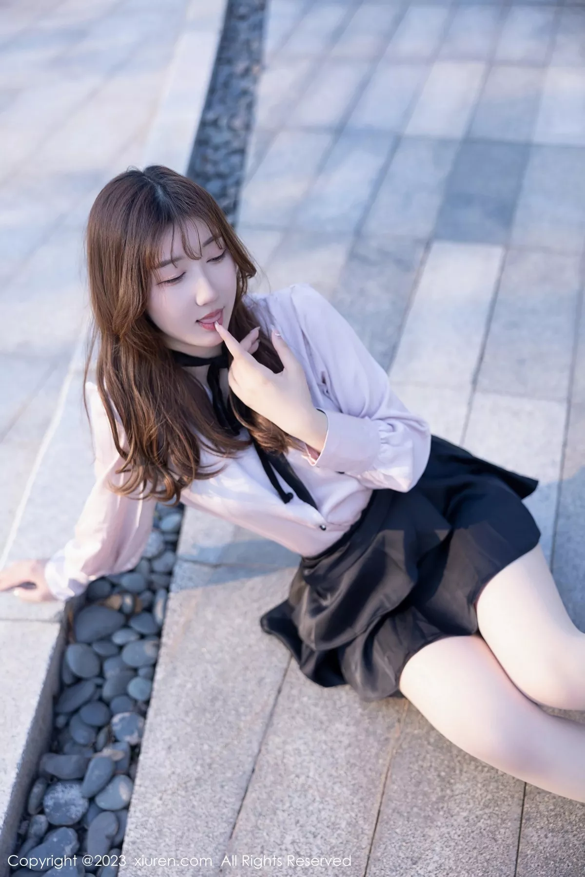 秀人集.com_[XiuRen秀人网]No.6721_模特江真真淡粉色T恤配黑短裙露性感黑色轻透内衣完美诱惑写真80P