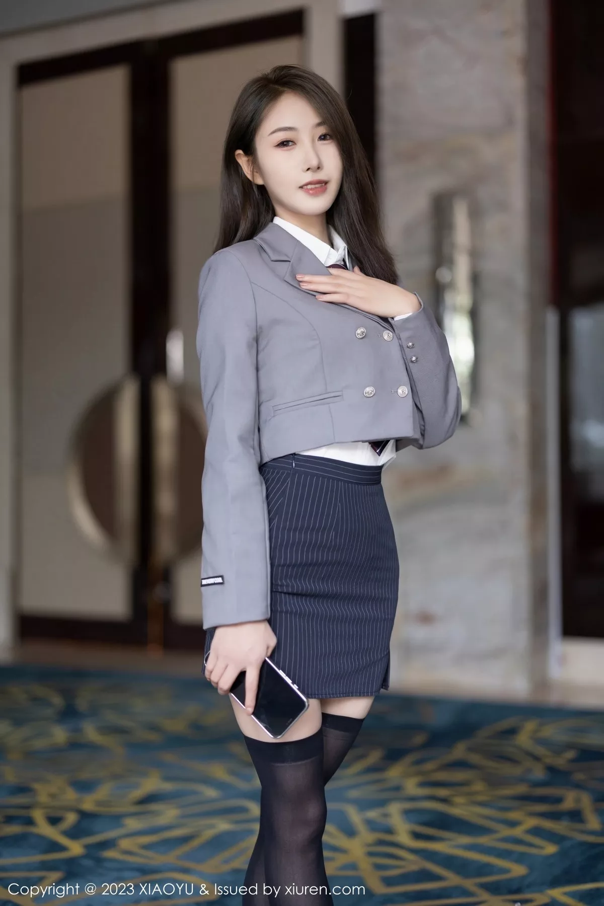 秀人集.com_[XiaoYu画语界]Vol.1027_模特苏苏阿性感白T配深色短裙露白色内衣秀曼妙身姿诱惑写真90P