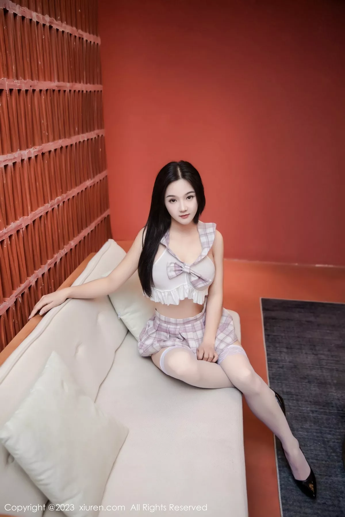 秀人集.com_[XiuRen秀人网]No.6733_新人模特慕嫣然Lancy性感浅粉色短裙套装配白丝袜完美诱惑写真60P