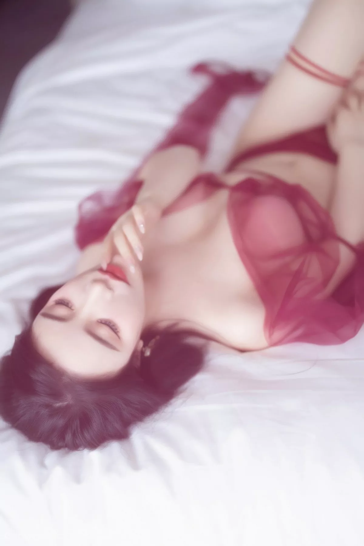 秀人集.com_[XiaoYu画语界]Vol.1010_女神Cherry樱桃酱性感红色飘纱情趣服秀火辣身材极致诱惑写真75P