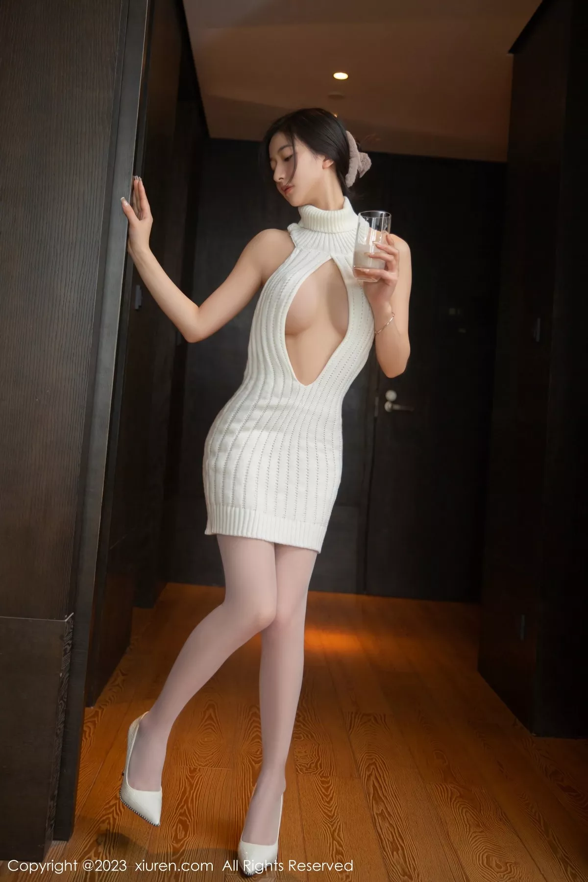 秀人集.com_[XiuRen秀人网]No.6627_模特熊小诺性感白色真空毛衣配超薄白丝袜秀曼妙身姿迷人写真78P