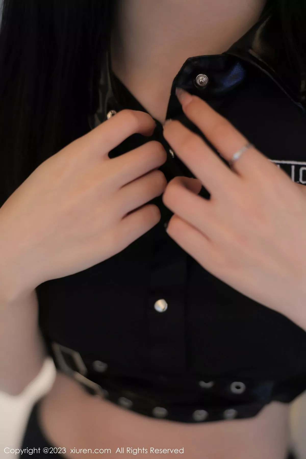 秀人集.com_[XiuRen秀人网]No.6851_模特幼幼性感情趣警察制服半脱露黑色内衣秀完美身材诱惑写真86P