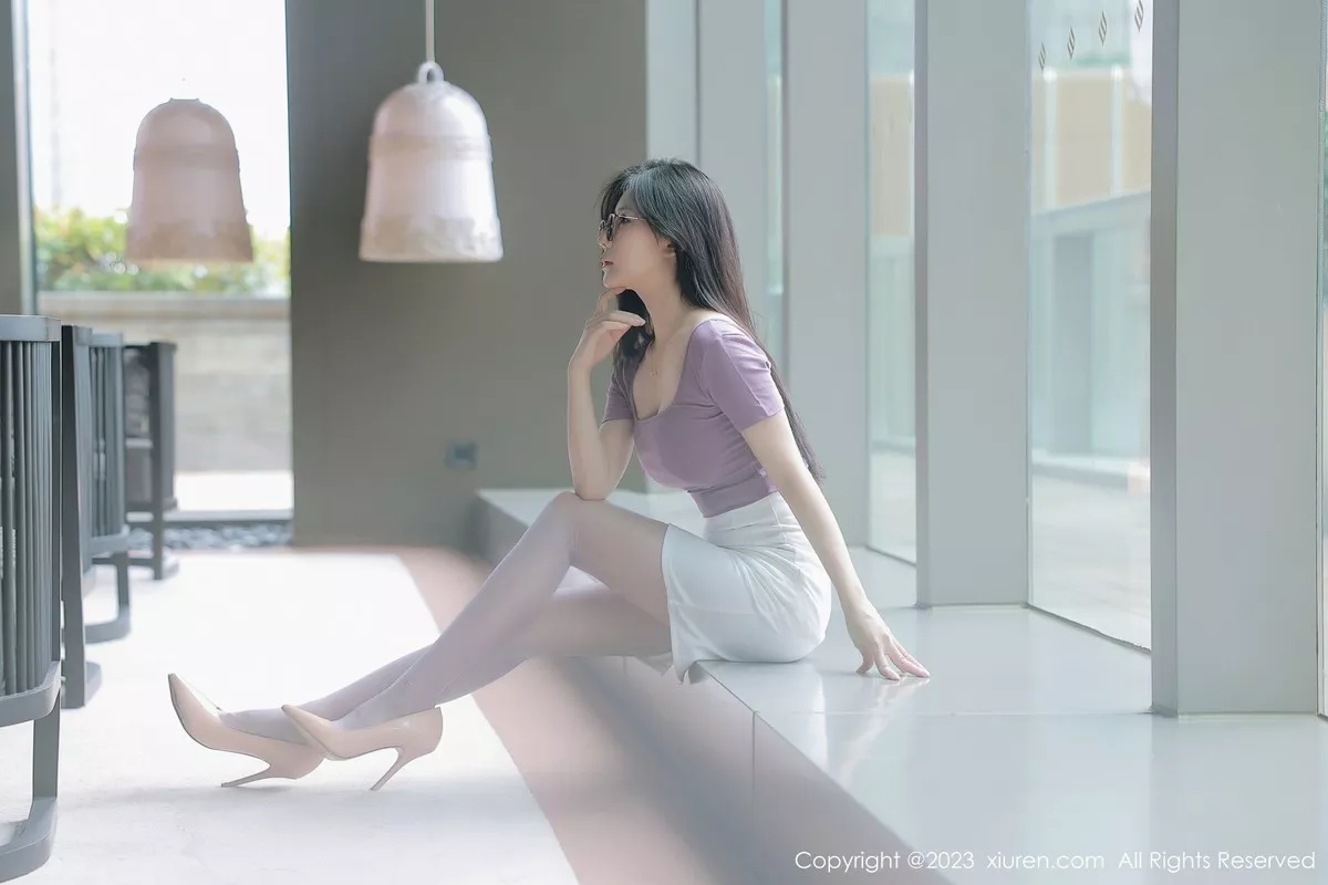 秀人集.com_[XiuRen秀人网]No.6865_模特尹甜甜泰国旅拍性感淡红蕾丝内衣配紫色丝袜迷人诱惑写真85P