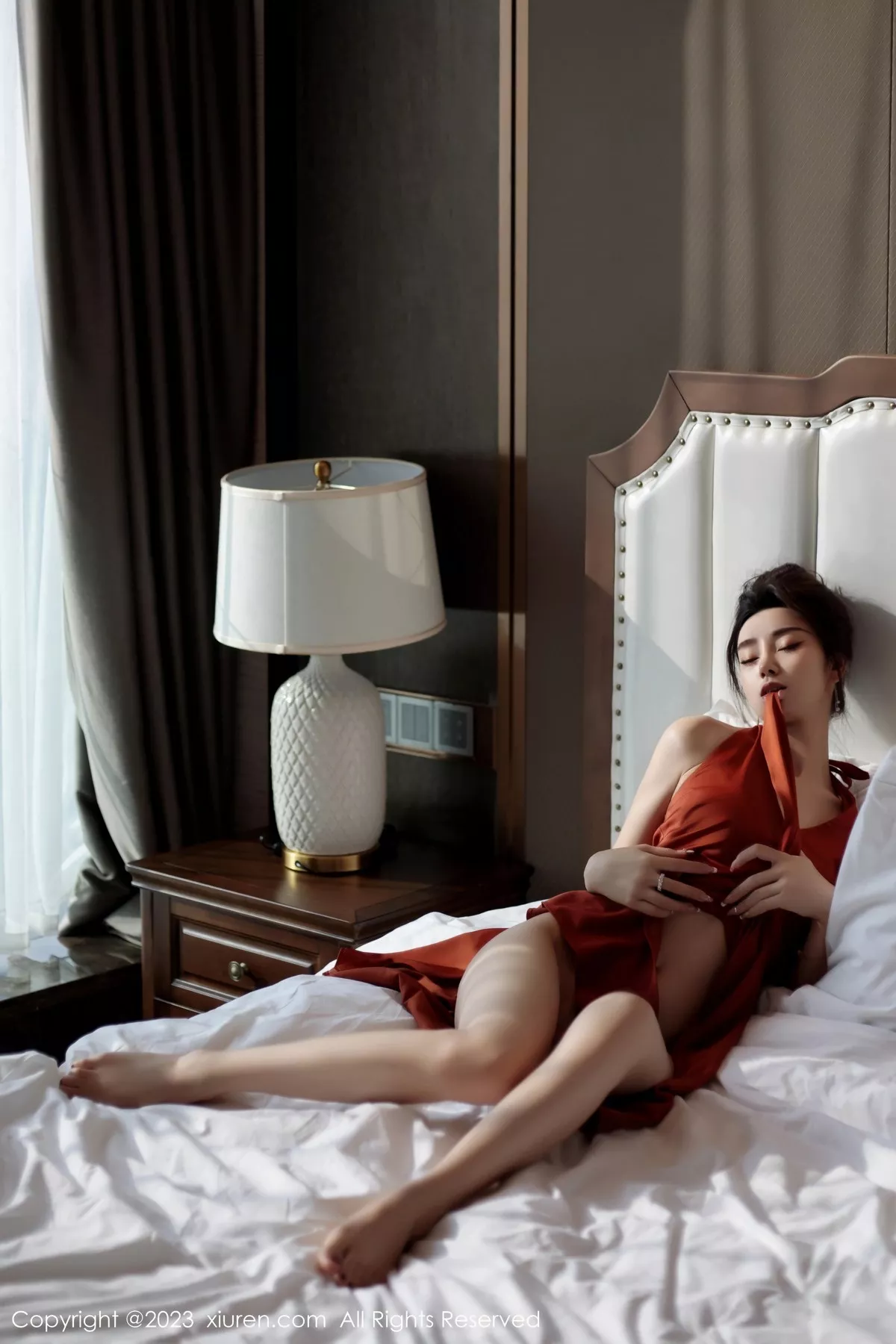 秀人集.com_[XiuRen秀人网]No.6861_新人模特苏曼兮私房性感红色连衣短裙秀曼妙身姿妩媚诱惑写真74P