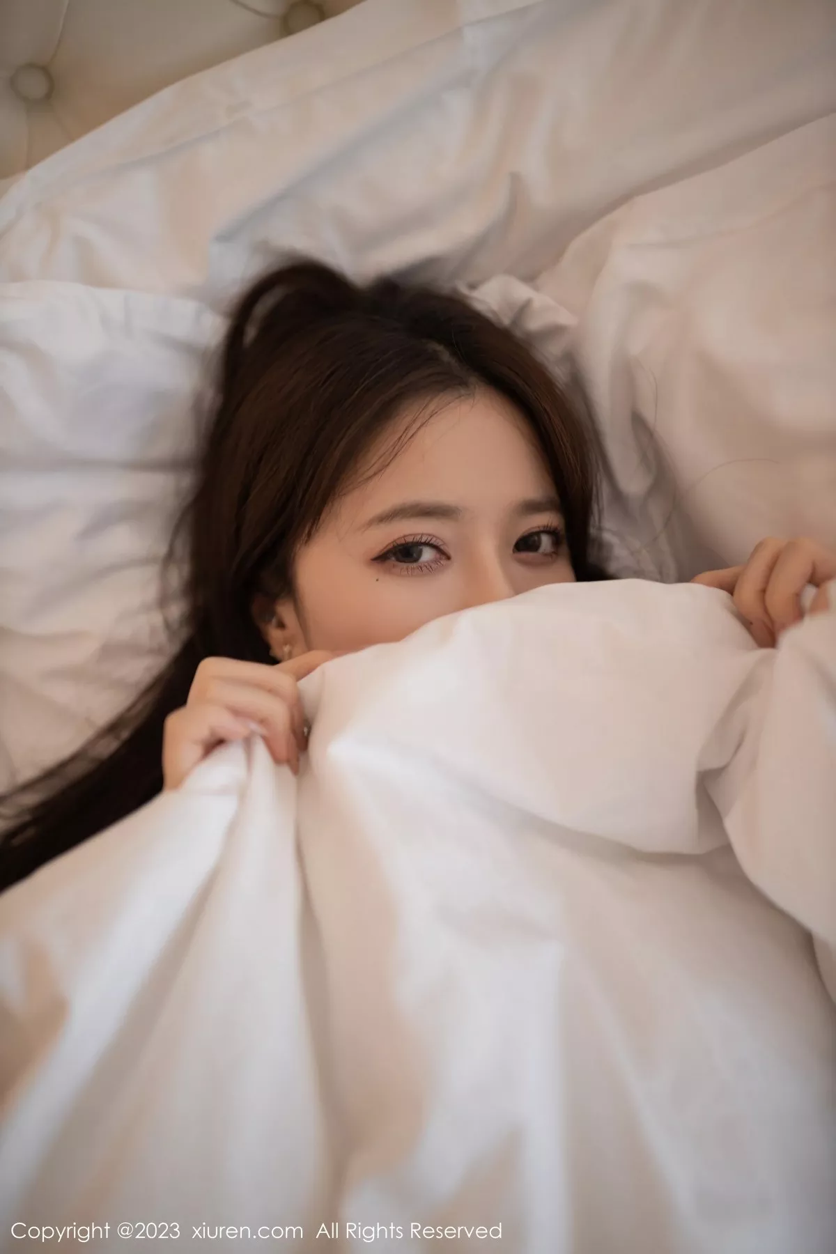 秀人集.com_[XiuRen秀人网]No.6893_模特鱼子酱Fish脱墨绿色长旗袍露性感内衣秀完美身材诱惑写真81P