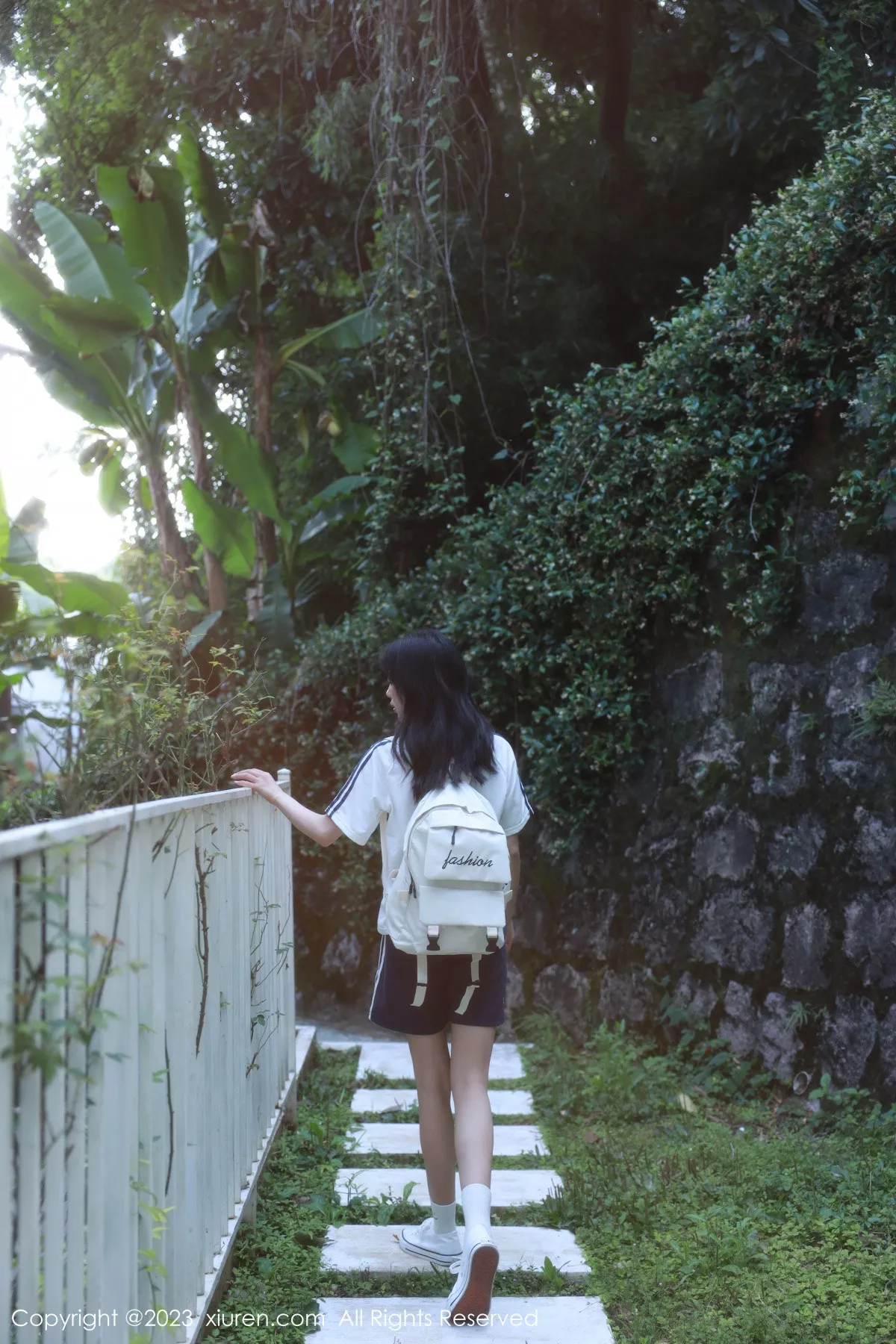 秀人集.com_[XiuRen秀人网]No.6895_新人模特糖豆sisi脱性感学妹制服露淡粉色轻透内衣迷人诱惑写真54P