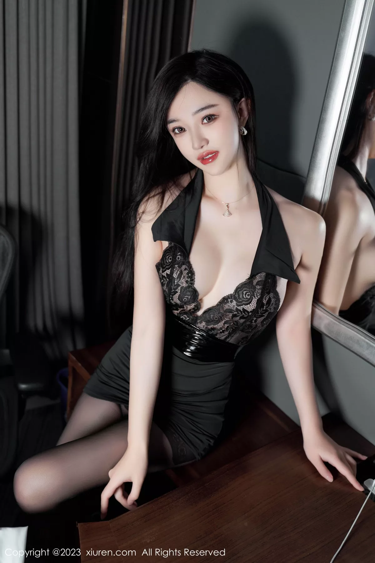 秀人集.com_[XiuRen秀人网]No.6900_模特妙可可Cheese性感黑色蕾丝薄纱服秀完美身材惹火诱惑写真80P