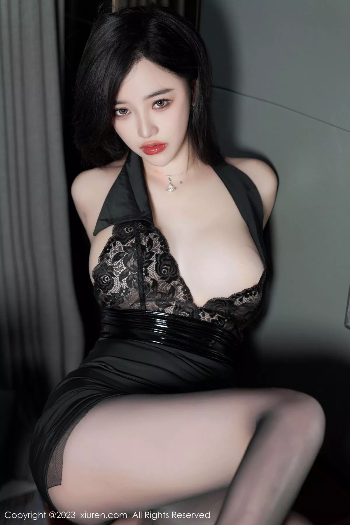 秀人集.com_[XiuRen秀人网]No.6900_模特妙可可Cheese性感黑色蕾丝薄纱服秀完美身材惹火诱惑写真80P