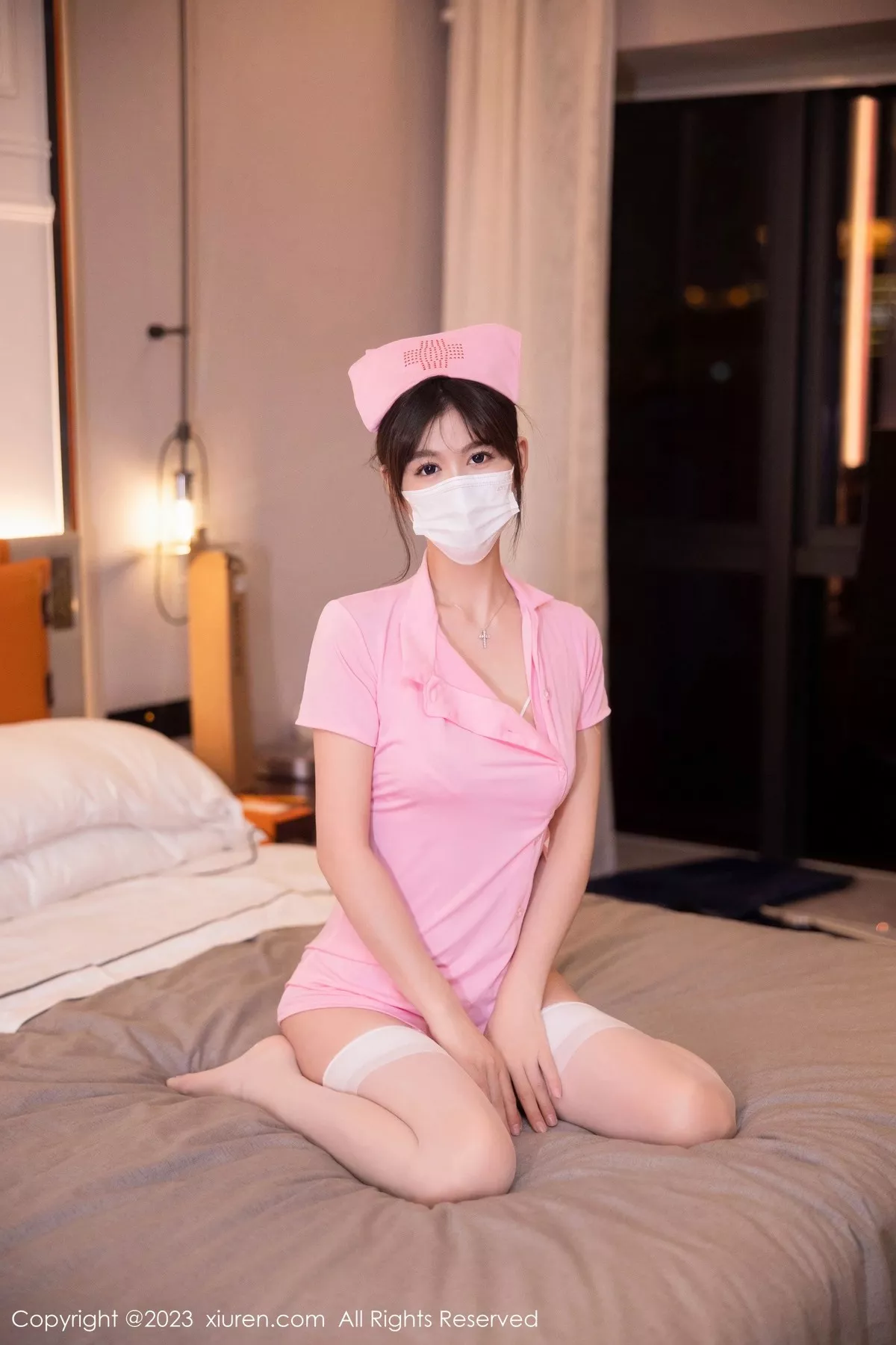 秀人集.com_[XiuRen秀人网]No.6910_模特李雅柔182CM粉色护士装露性感白色蕾丝内衣完美诱惑写真60P