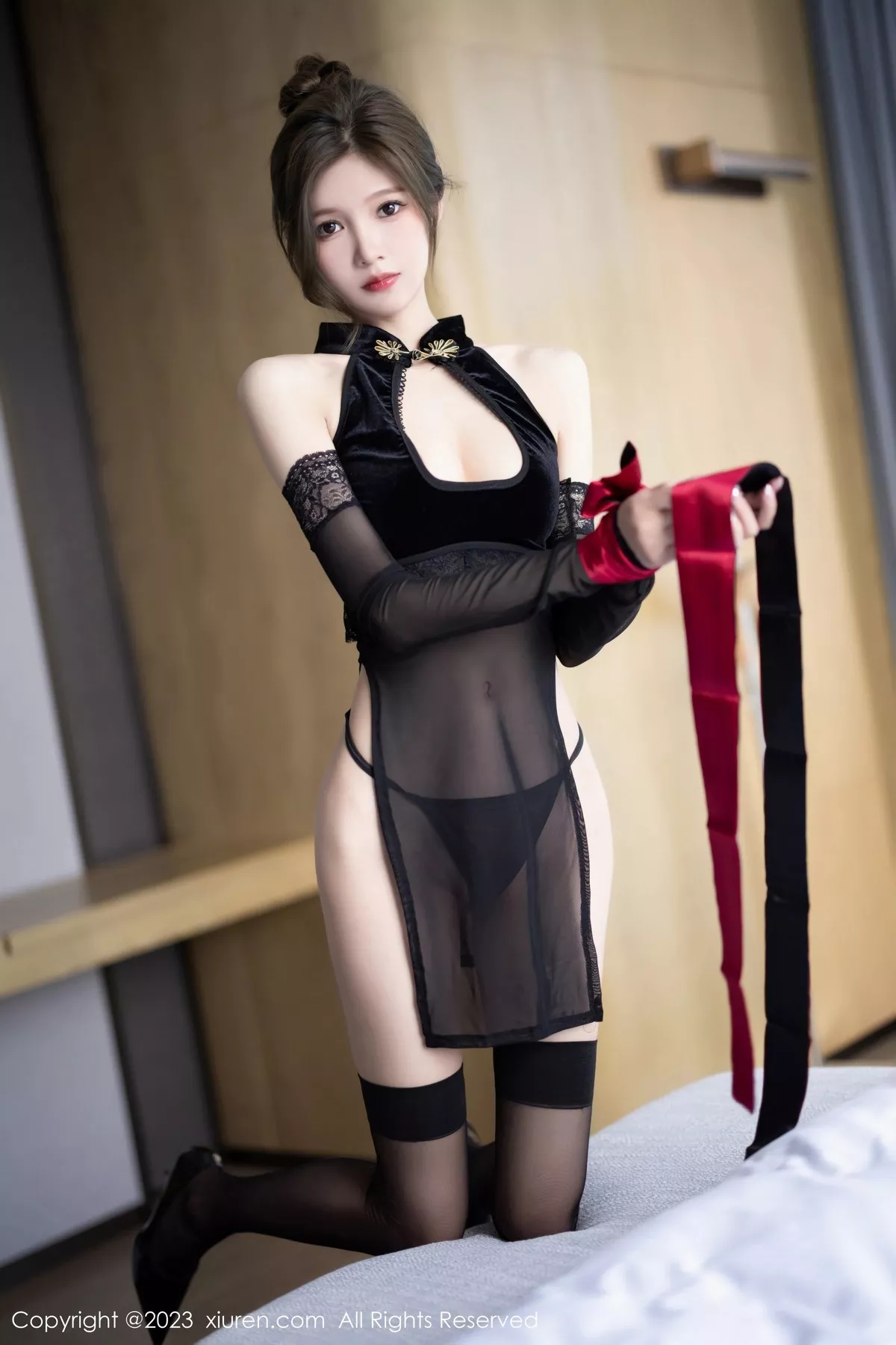 秀人集.com_[XiuRen秀人网]No.6792_模特程程程性感黑色轻透情趣服饰配黑丝袜秀苗条身材诱惑写真88P