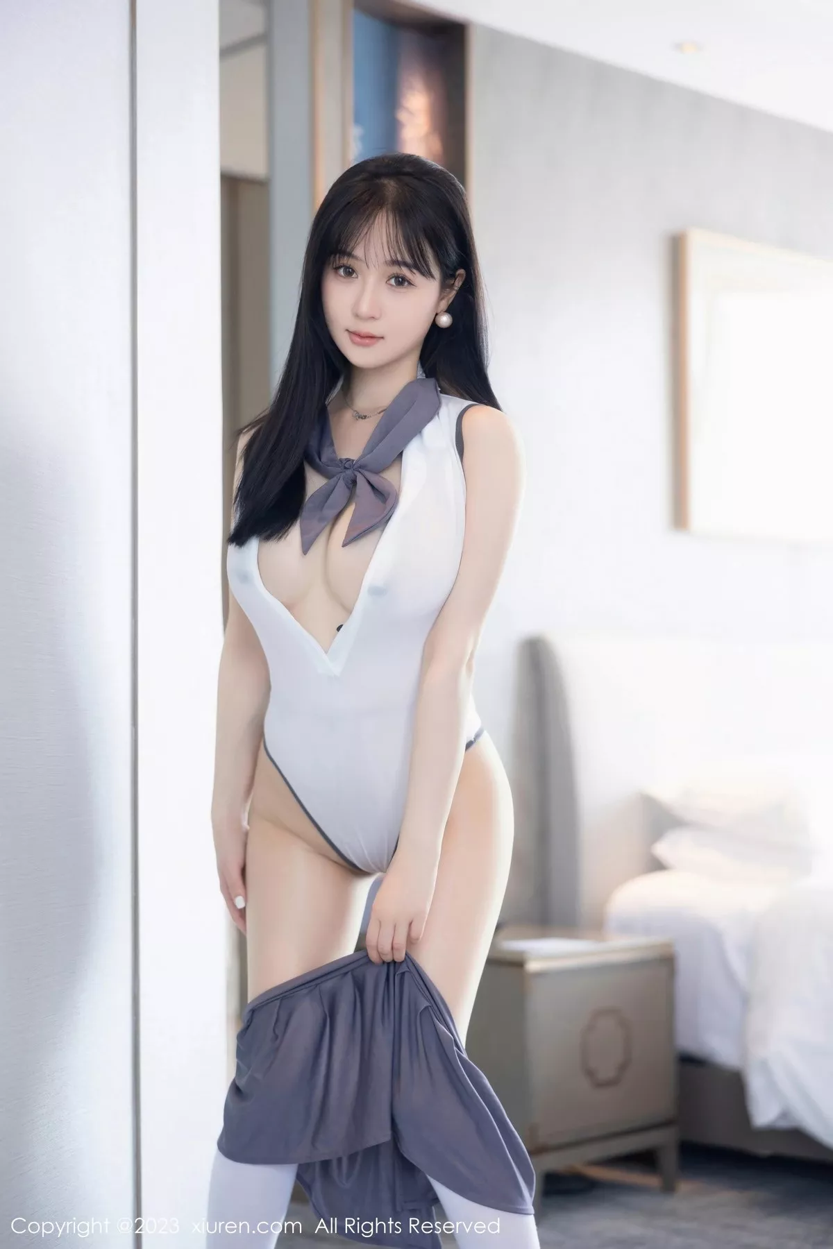 秀人集.com_[XiuRen秀人网]No.6818_模特柚琪Rich性感白色轻透高叉连体衣配超薄肉丝惹火诱惑写真98P