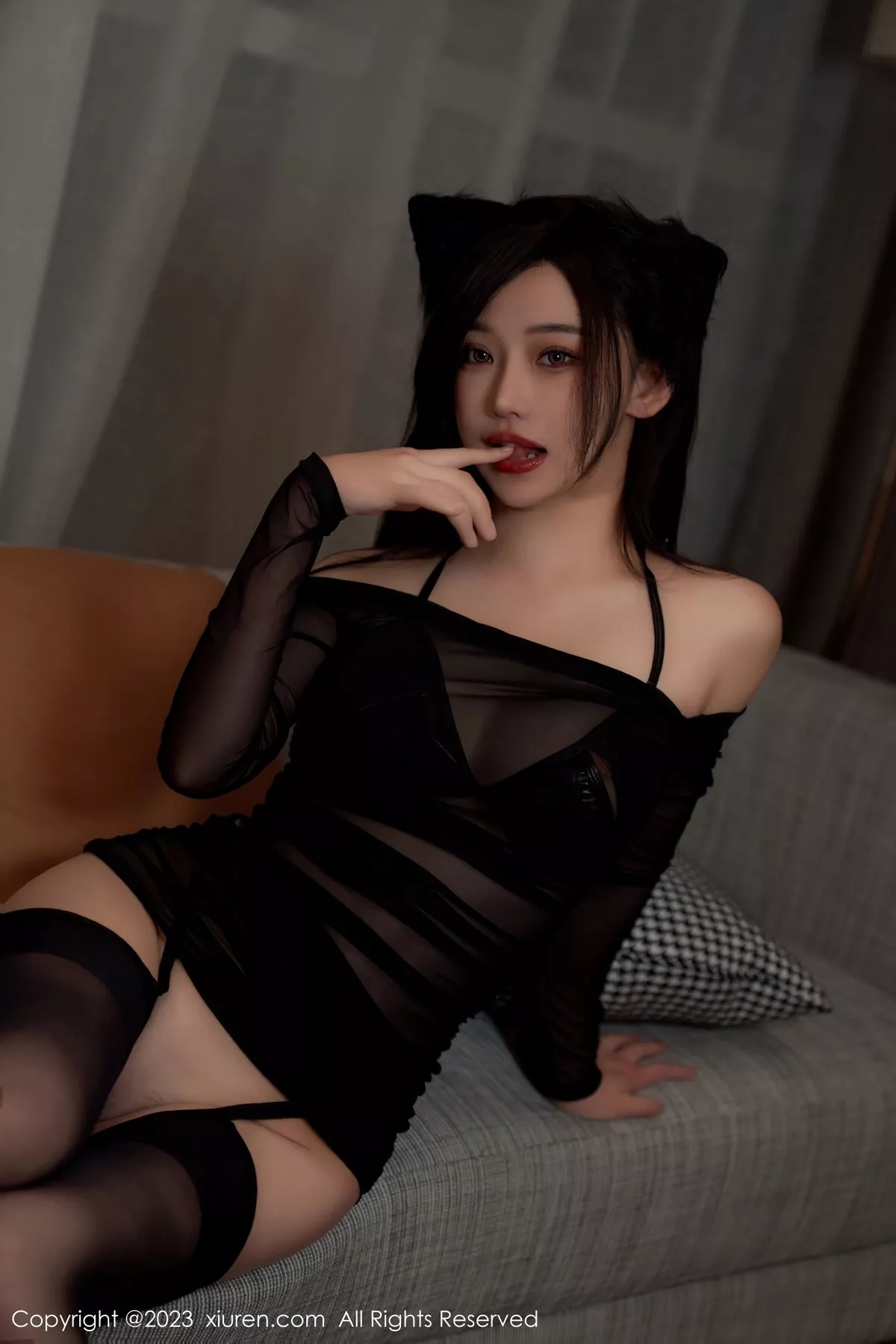 秀人集.com_[XiuRen秀人网]No.6826_模特妙可可Cheese黑色薄纱轻透连衣裙露蕾丝内衣完美诱惑写真90P