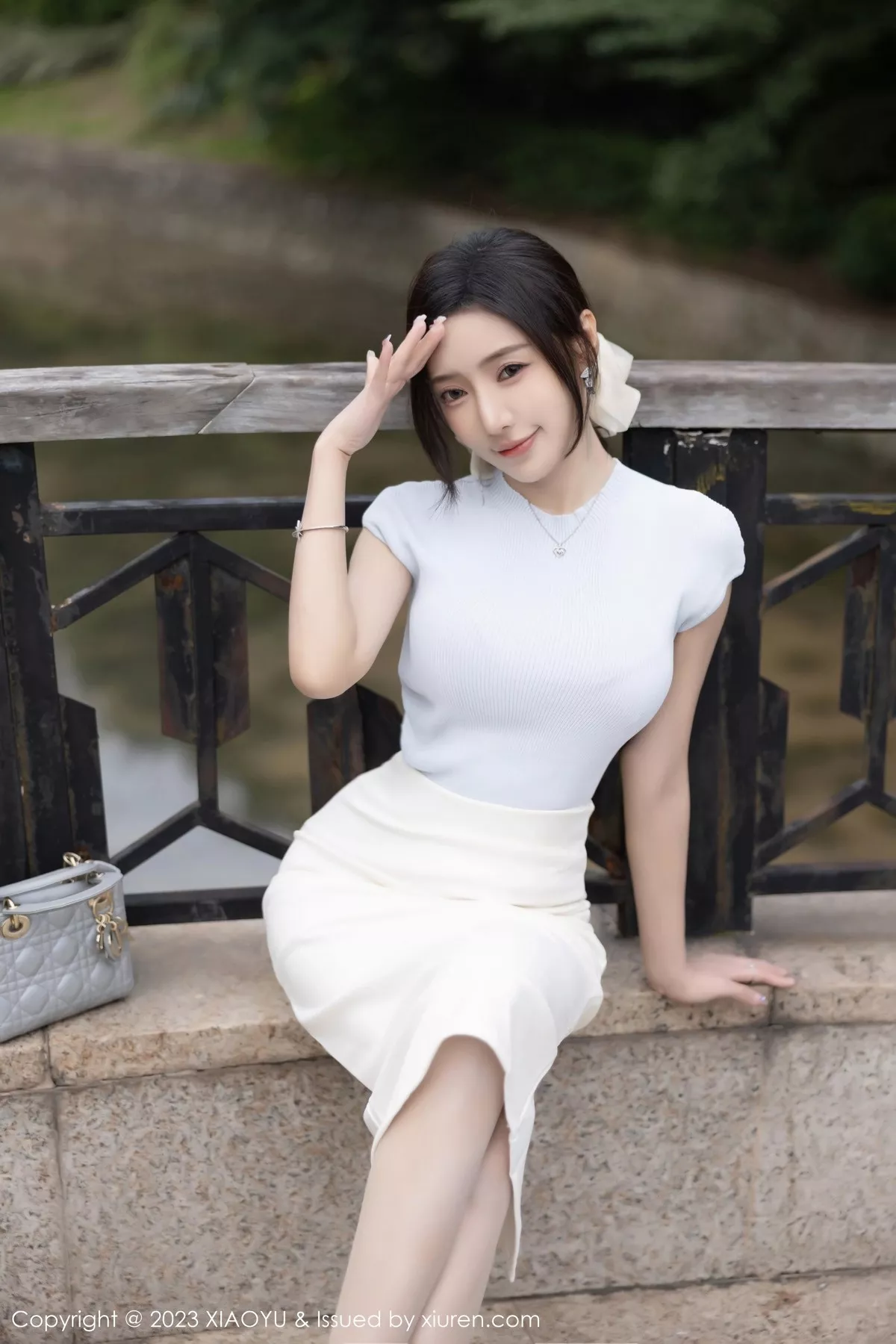 秀人集.com_[XiaoYu画语界]Vol.1059_女神王馨瑶yanni淡粉色内衣配超薄无内肉丝秀惹火身材诱惑写真84P