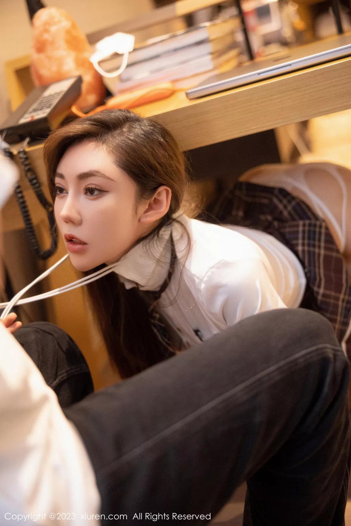 秀人集.com_[XiuRen秀人网]No.7026_模特萌汉药baby浴室白色JK服饰露白色丝袜秀完美身材诱惑写真91P