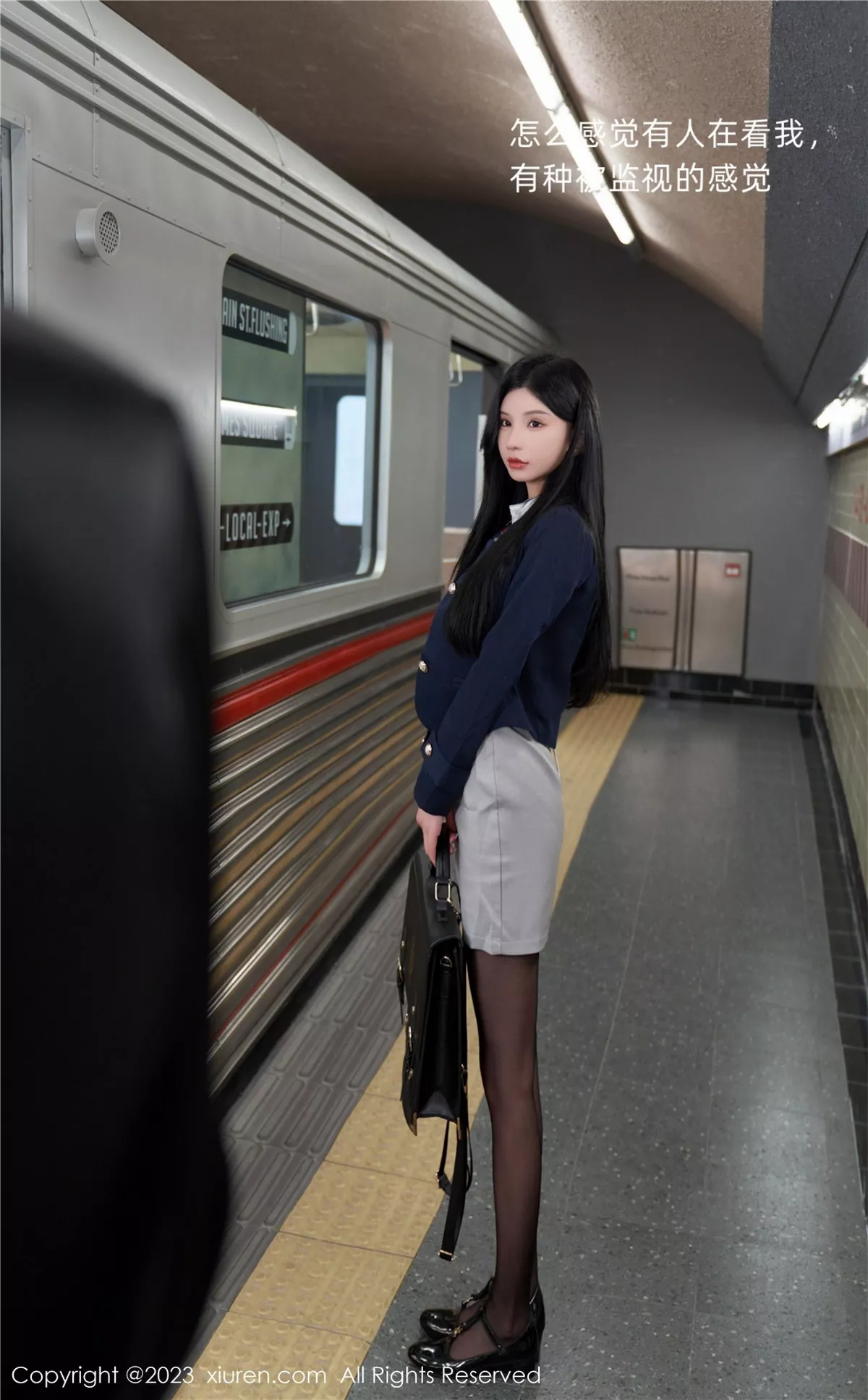 秀人集.com_[XiuRen秀人网]No.7086_女神周于希Sally地铁场景性感白色内衣配超薄黑丝完美诱惑写真100P