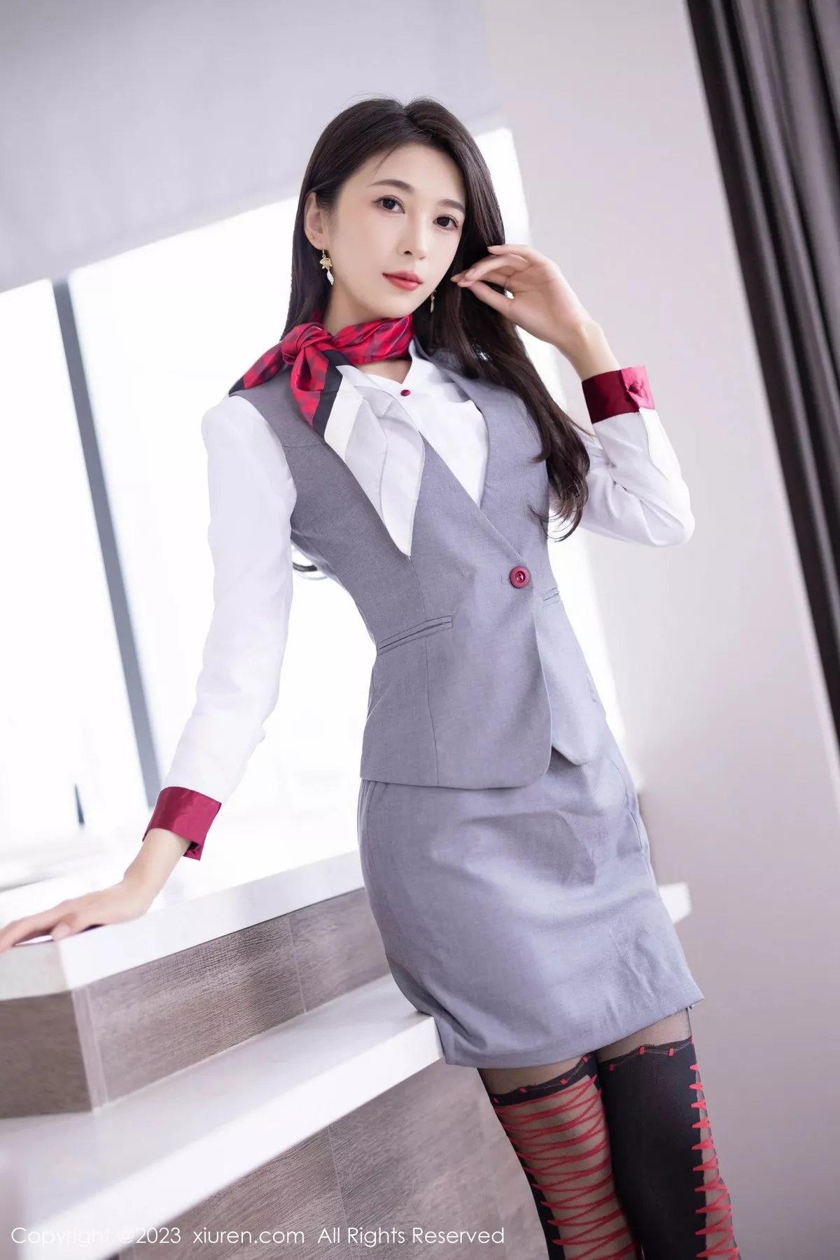 秀人集.com_[XiuRen秀人网]No.6967_模特林乐一性感灰色制服露黑色轻透连体衣秀曼妙身姿诱惑写真87P