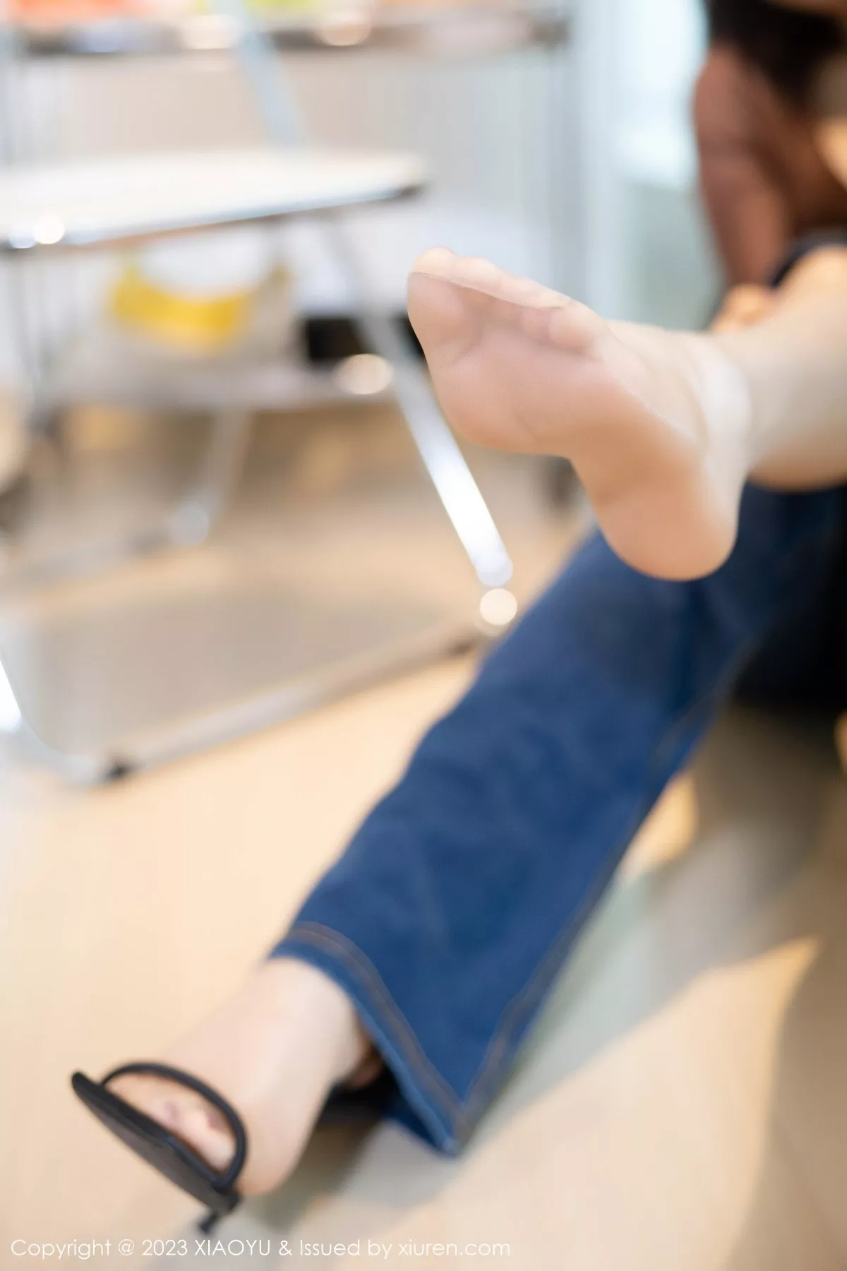 秀人集.com_[XiaoYu画语界]Vol.1055_女神徐莉芝Booty性感咖啡色内衣配开档肉丝秀曼妙身姿诱惑写真83P