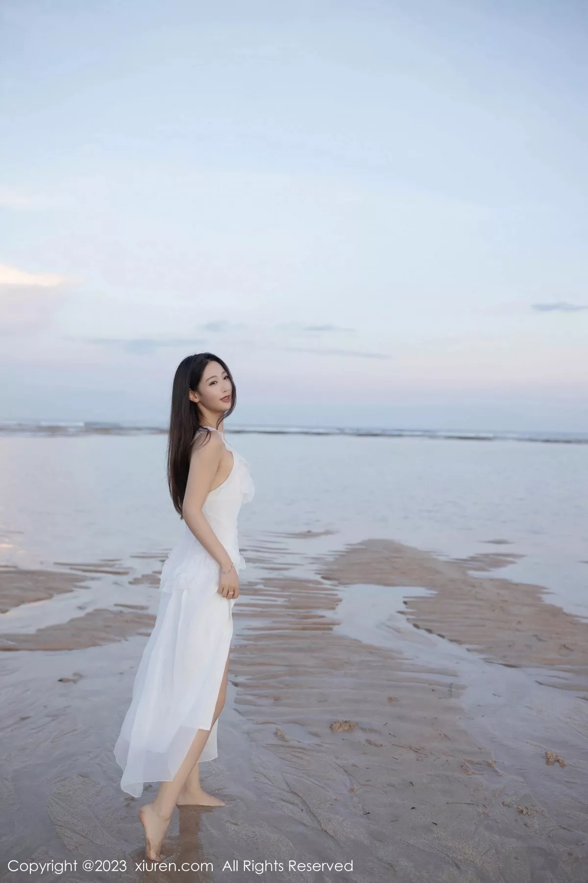 秀人集.com_[XiuRen秀人网]No.6976_模特唐安琪白色连衣长裙+性感白色吊带睡裙秀曼妙身姿诱惑写真80P