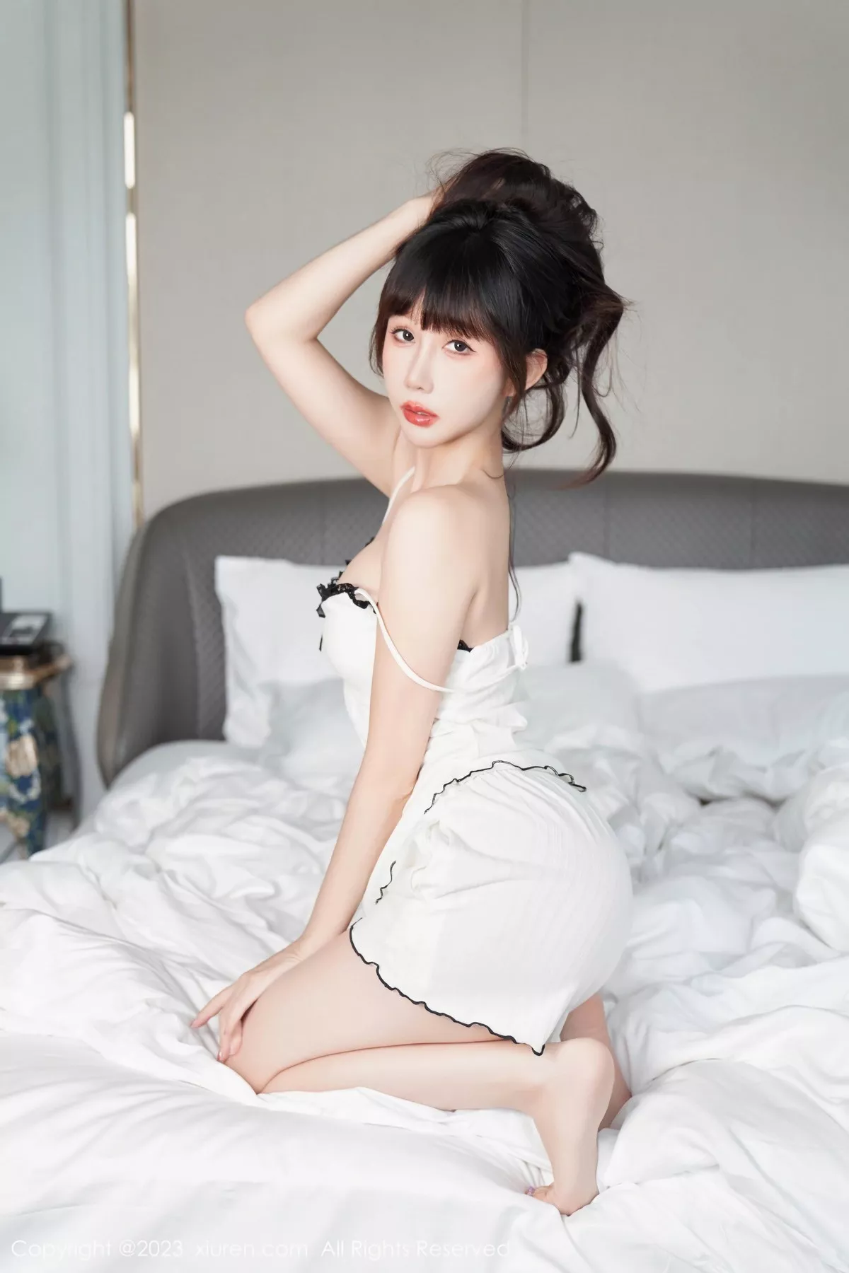 秀人集.com_[XiuRen秀人网]No.6975_模特波巧酱女友早餐主题性感白色吊带睡裙秀完美身材诱惑写真106P