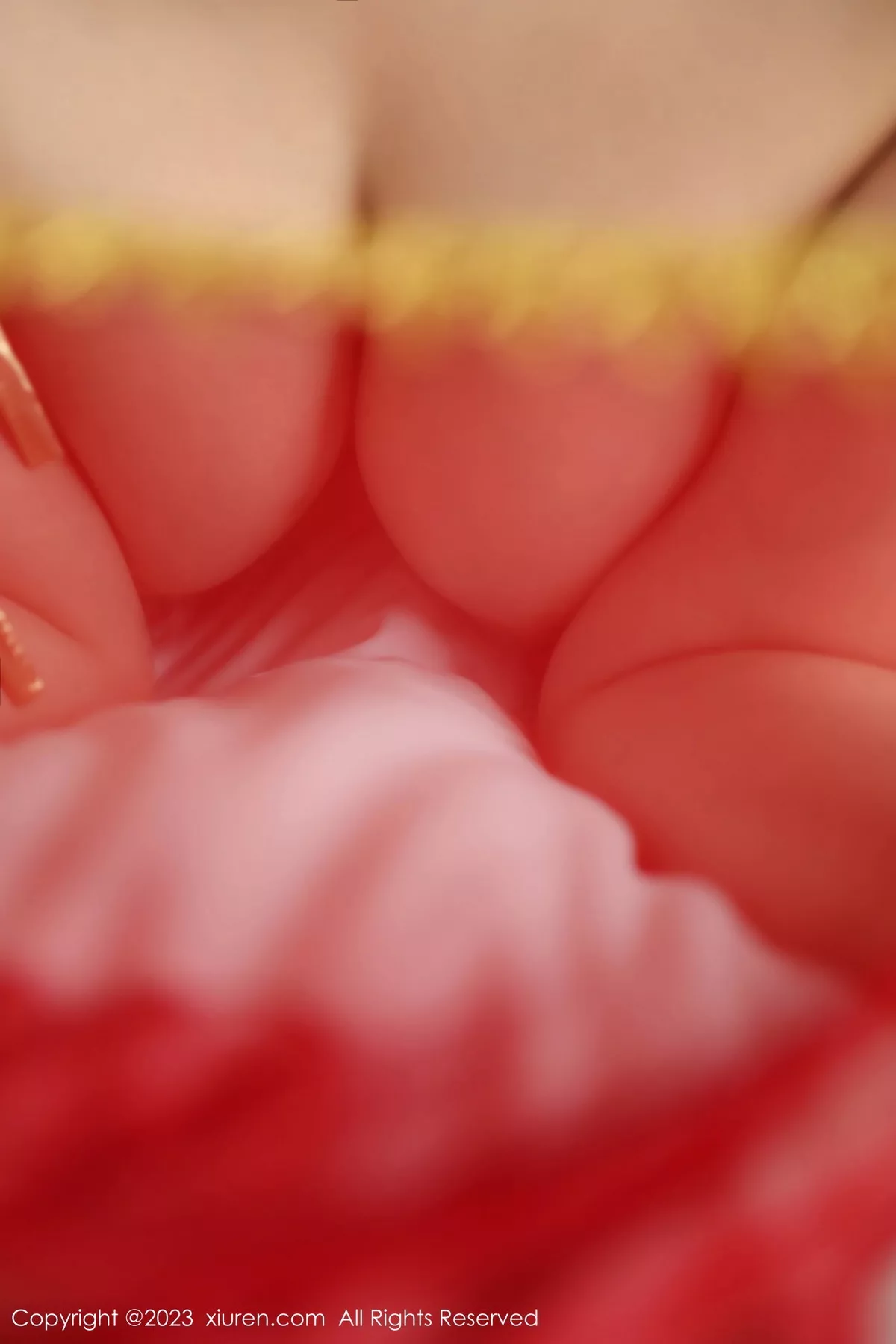 秀人集.com_[XiuRen秀人网]No.7103_模特柚琪Rich私房脱性感红色西域舞服秀曼妙身姿撩人诱惑写真74P