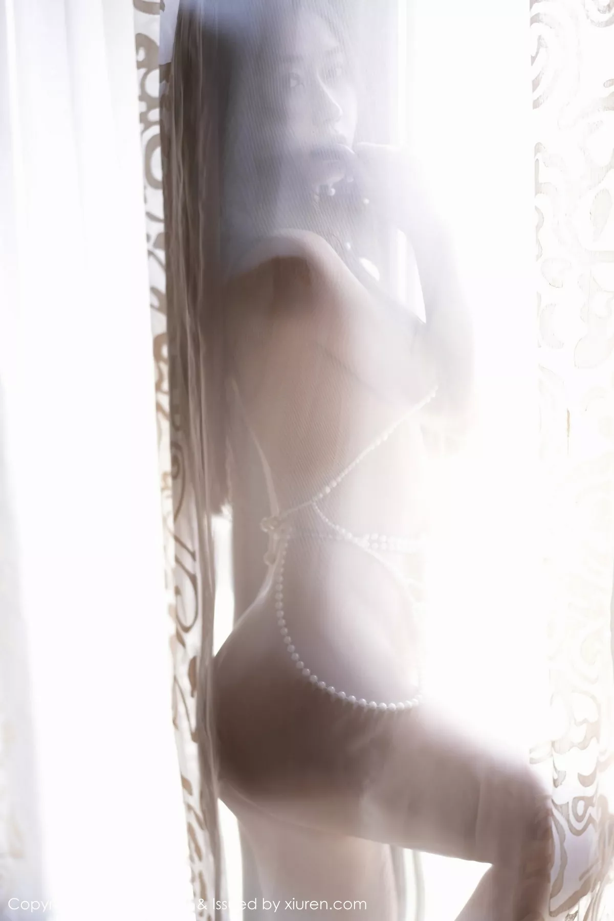 秀人集.com_[YouMi尤蜜荟]Vol.971_模特laura阿姣性感白色上衣配长裙露链式情趣内衣惹火诱惑写真79P