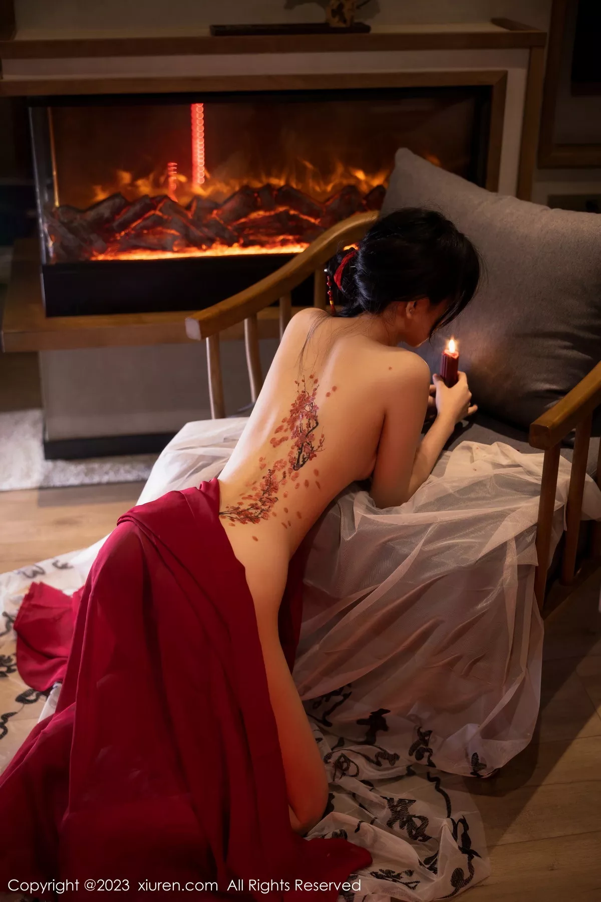 秀人集.com_[XiuRen秀人网]No.7192_模特幼幼私房古风场景性感红色古装服半脱秀完美身材诱惑写真92P