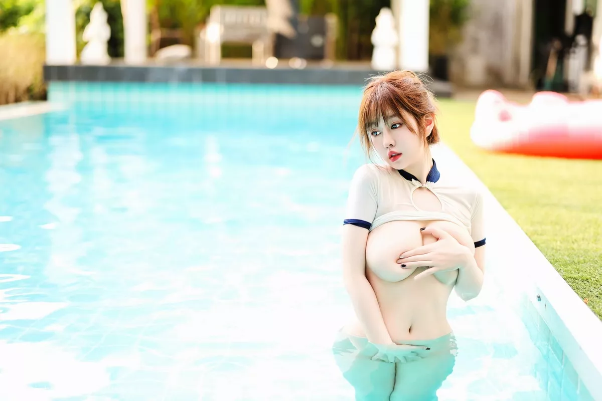 秀人集.com_[YouMi尤蜜荟]Vol.973_女神王雨纯性感白上衣配蓝色短裤半脱秀丰满身材惹火诱惑写真88P