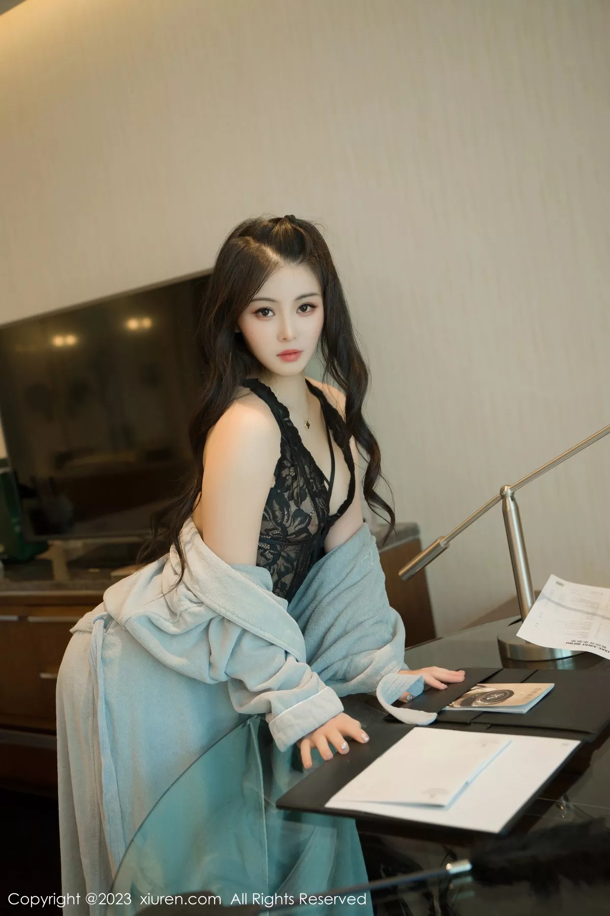 秀人集.com_[XiuRen秀人网]No.7107_模特柒喜小baby脱浴袍露黑色蕾丝情趣服饰秀惹火身材诱惑写真56P