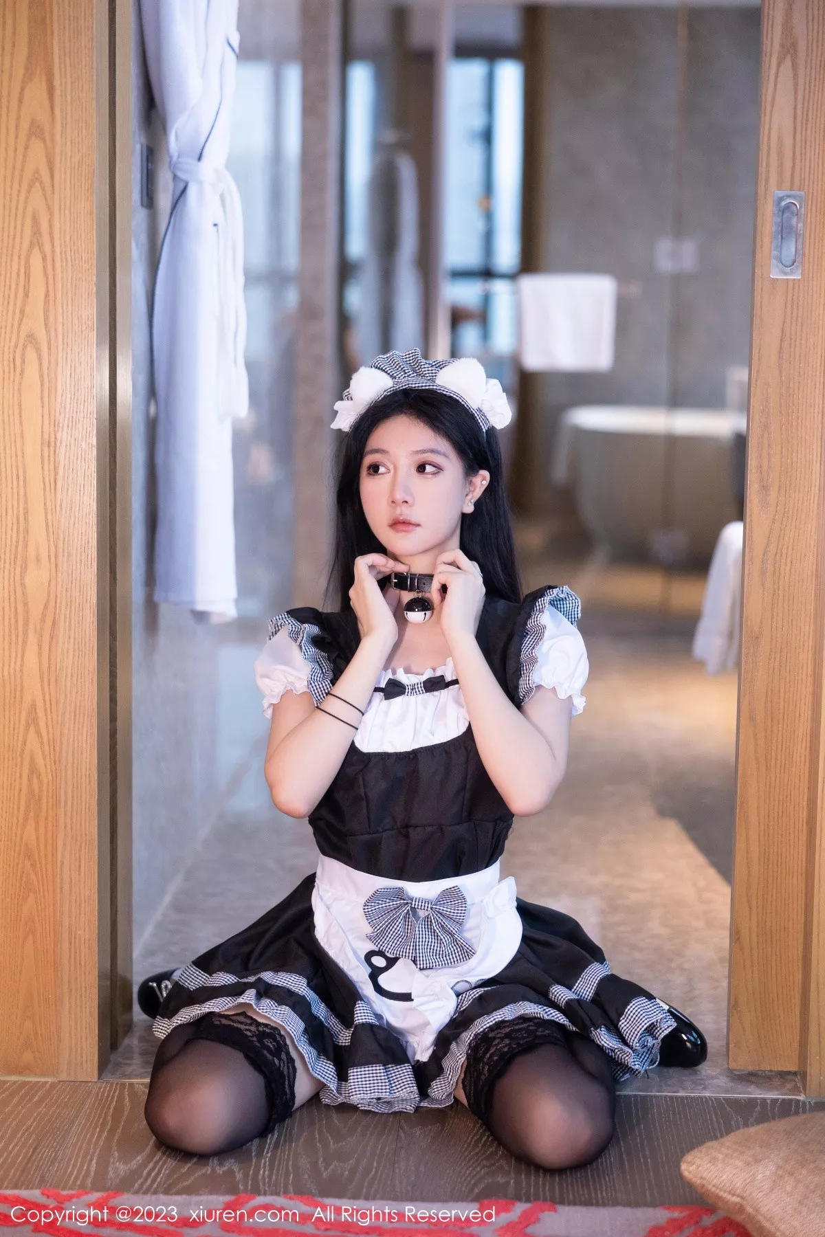 秀人集.com_[XiuRen秀人网]No.7237_模特幼幼性感白黑色女仆服配超薄黑丝秀完美身材迷人诱惑写真103P