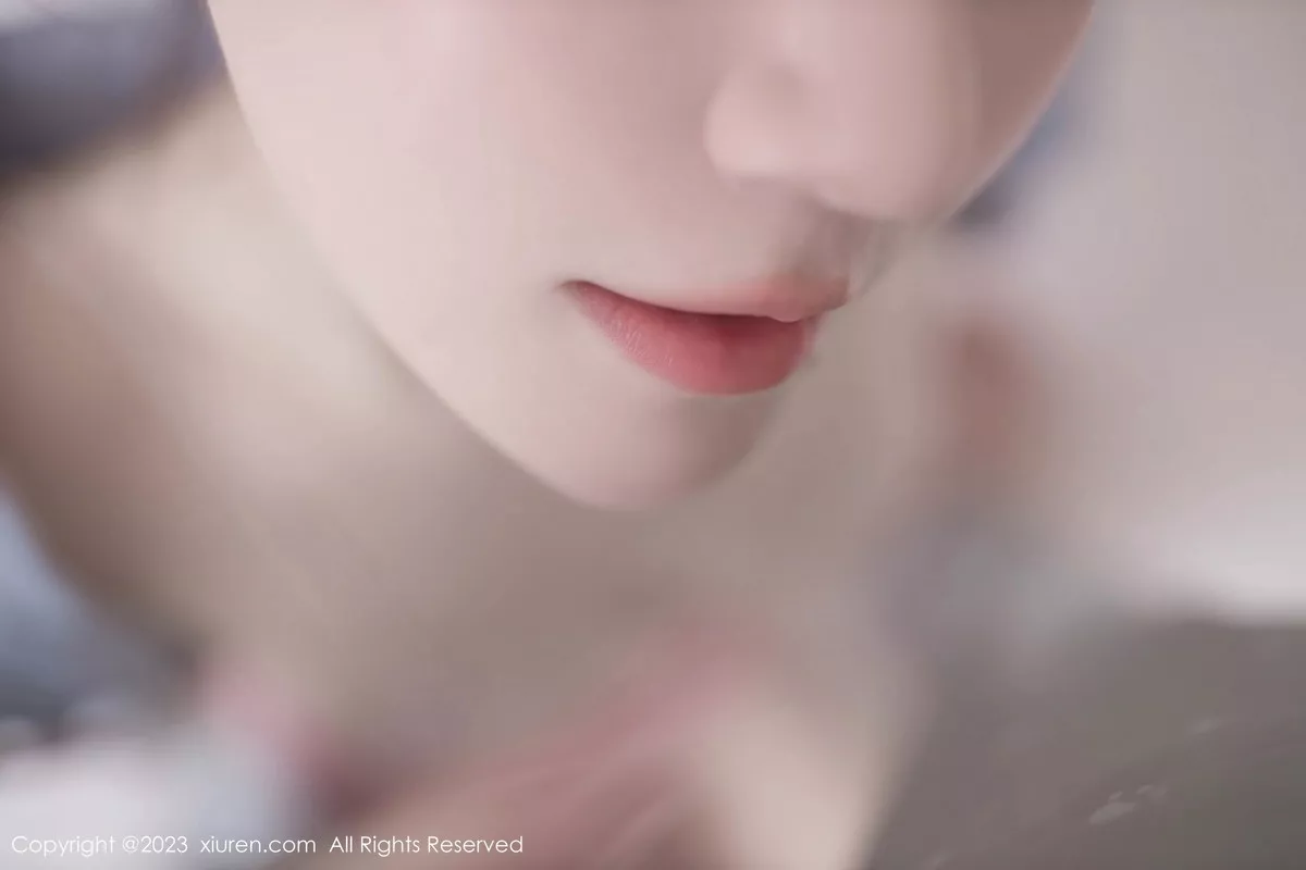 秀人集.com_[XiuRen秀人网]No.7120_模特鱼子酱Fish半脱露性感浅粉色蕾丝内衣秀曼妙身姿诱惑写真80P