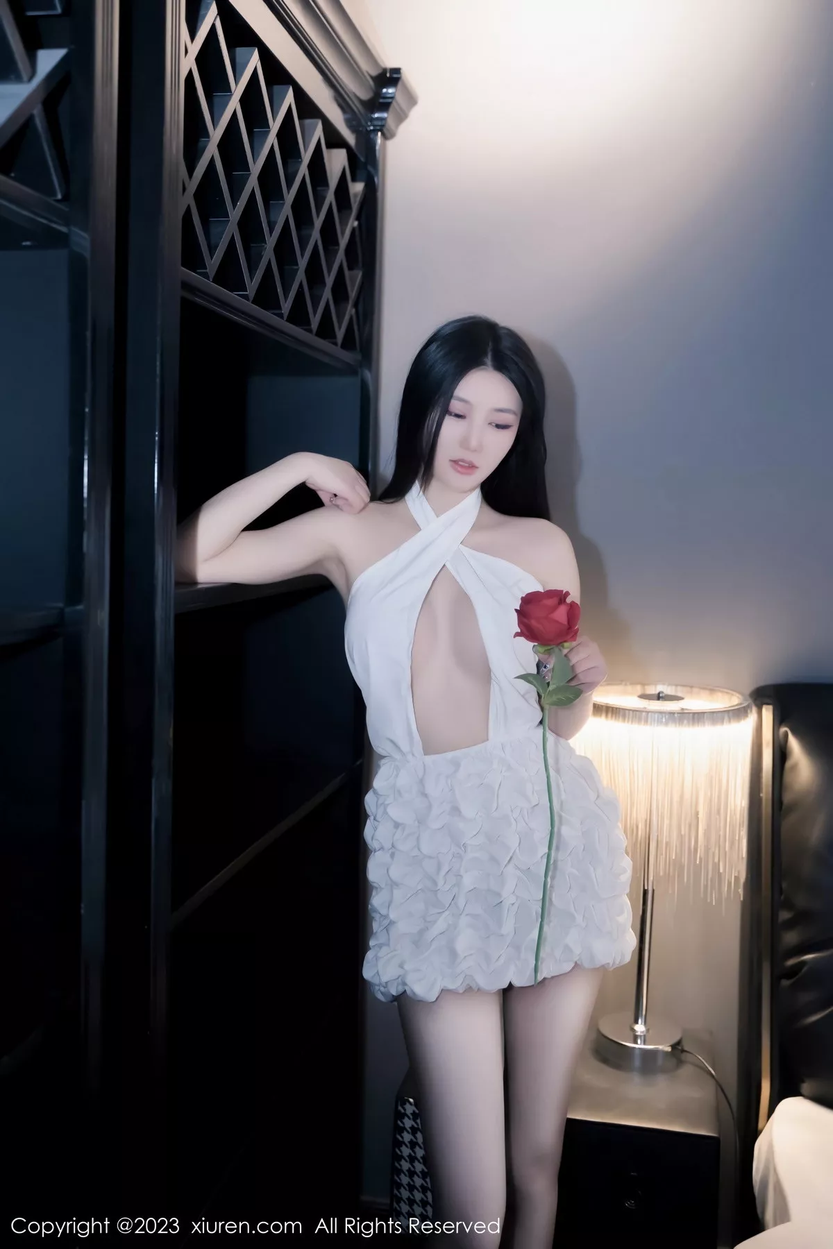 秀人集.com_[XiuRen秀人网]No.7319_模特桐桐私房白色开胸连衣短裙秀白嫩肌肤性感美腿迷人写真63P