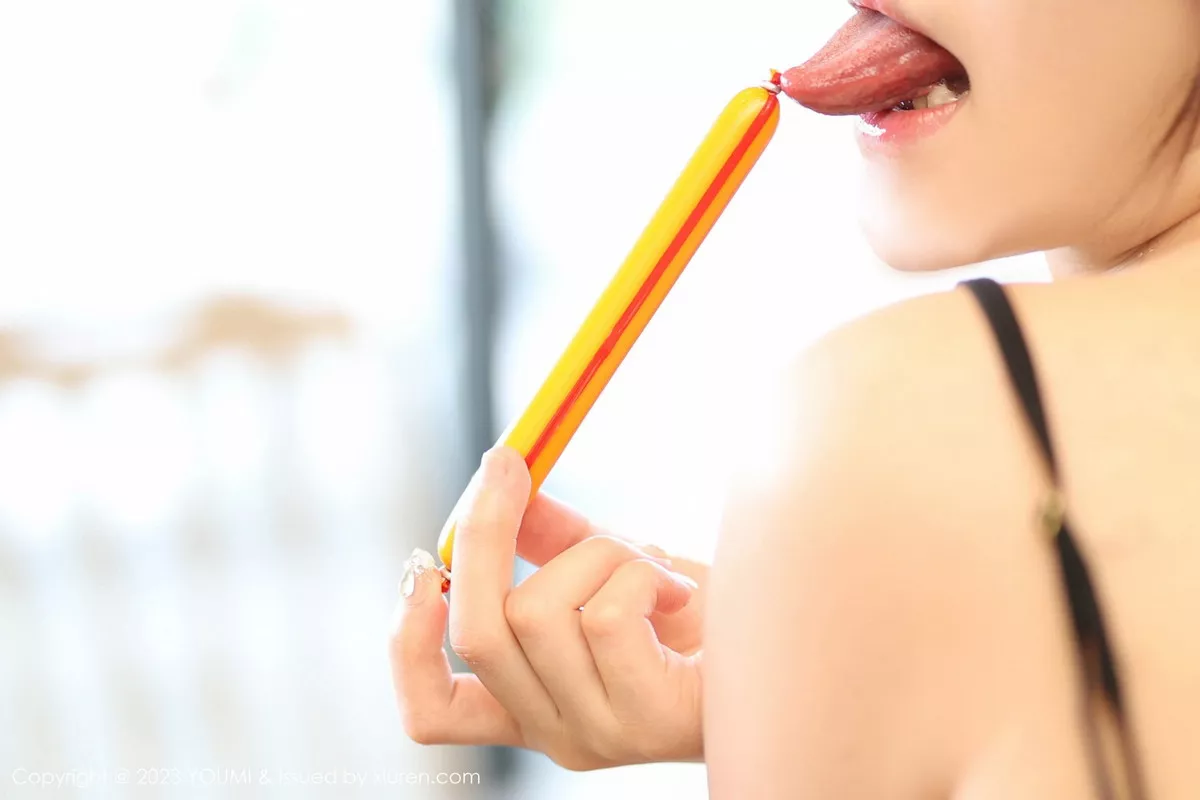 秀人集.com_[YouMi尤蜜荟]Vol.980_女神朱可儿Flora黑色蕾丝情趣内衣配黑丝袜秀丰满身材诱惑写真78P