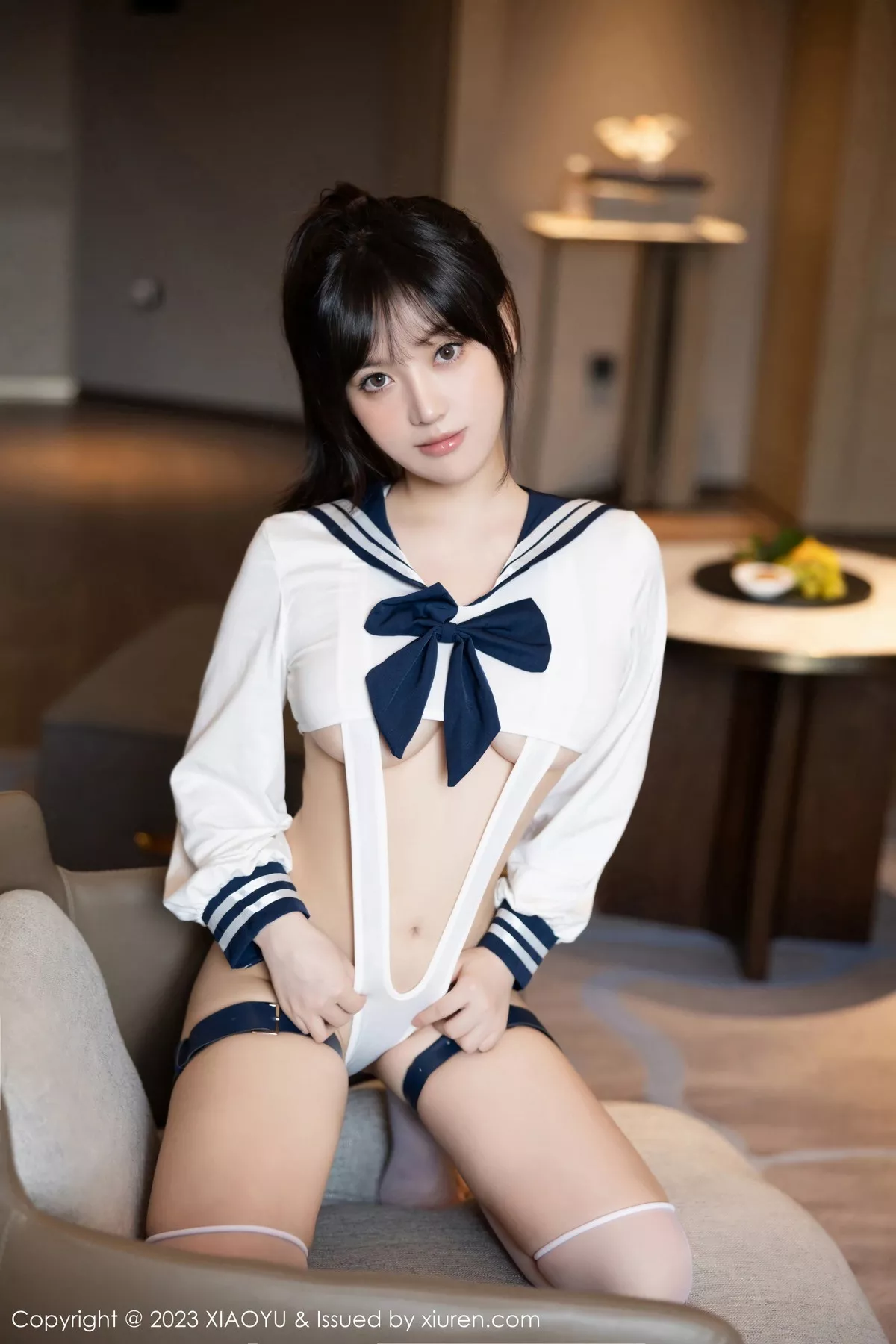 秀人集.com_[XiaoYu画语界]Vol.1105_模特豆瓣酱性感白色高开叉情趣服配白丝袜秀丰满身材诱惑写真81P