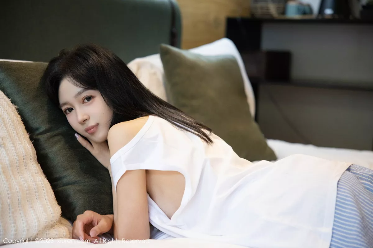 秀人集.com_[XiuRen秀人网]No.7375_模特糖豆sisi私房性感白色上衣配超短牛仔裤秀曼妙身姿诱惑写真69P