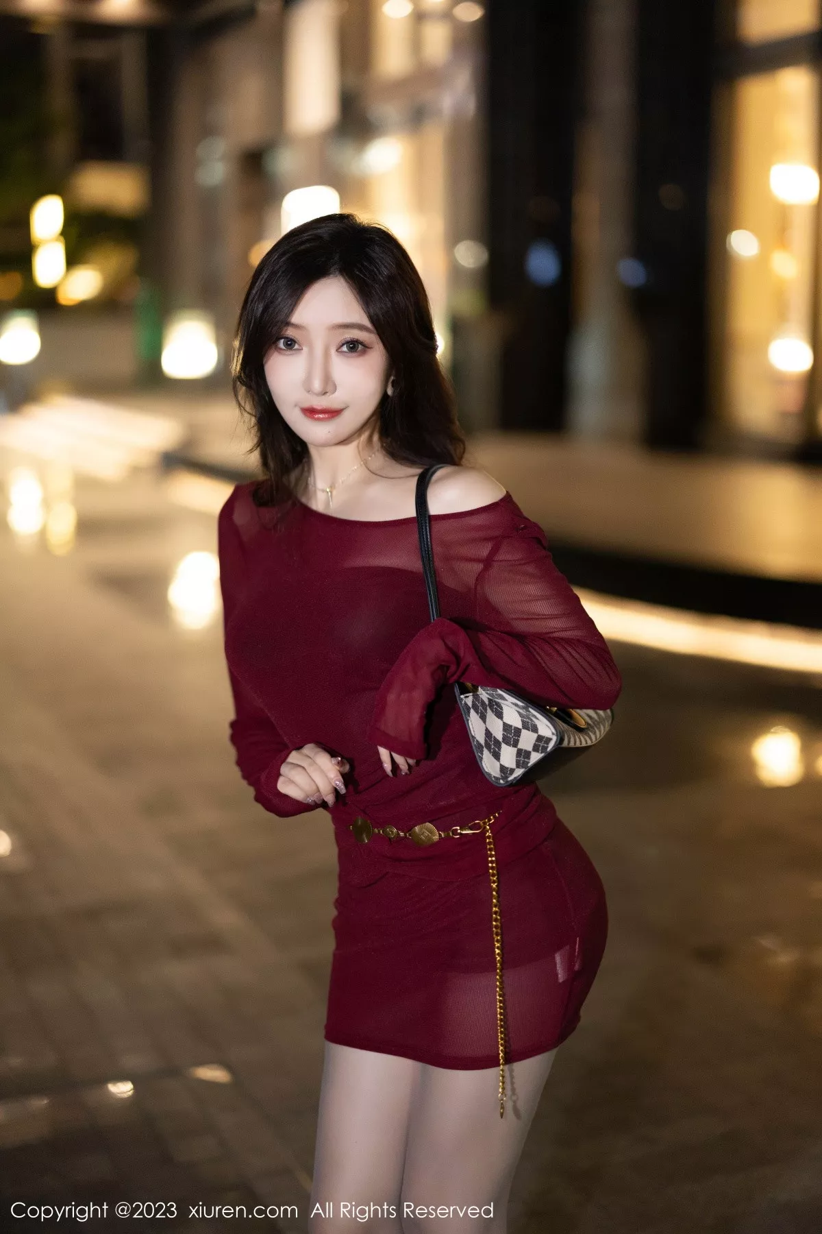 秀人集.com_[XiuRen秀人网]No.7400_女神王馨瑶yanni性感红色连衣短裙+黑色情趣内衣撩人诱惑写真92P