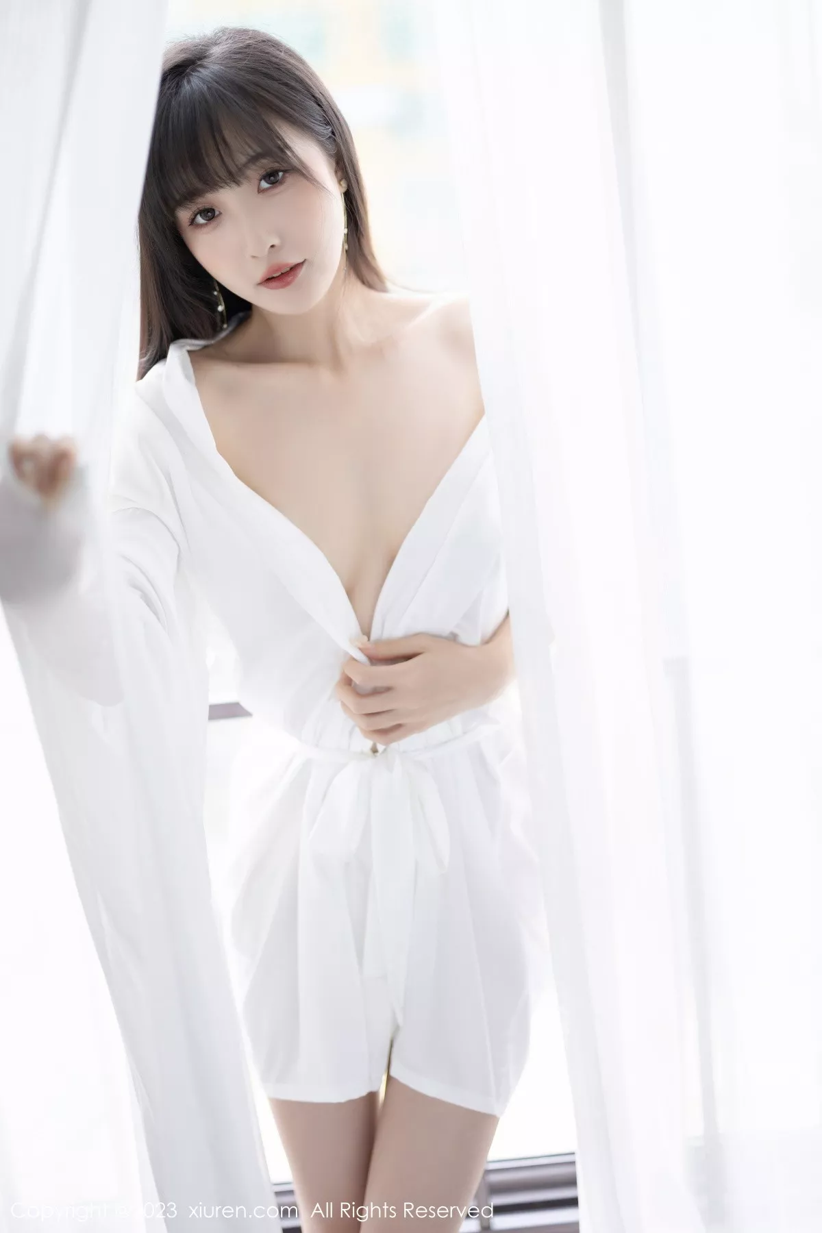 秀人集.com_[XiuRen秀人网]No.7297_模特林星阑性感白色连衣长裙配凉高跟半撩秀翘臀美腿诱惑写真84P