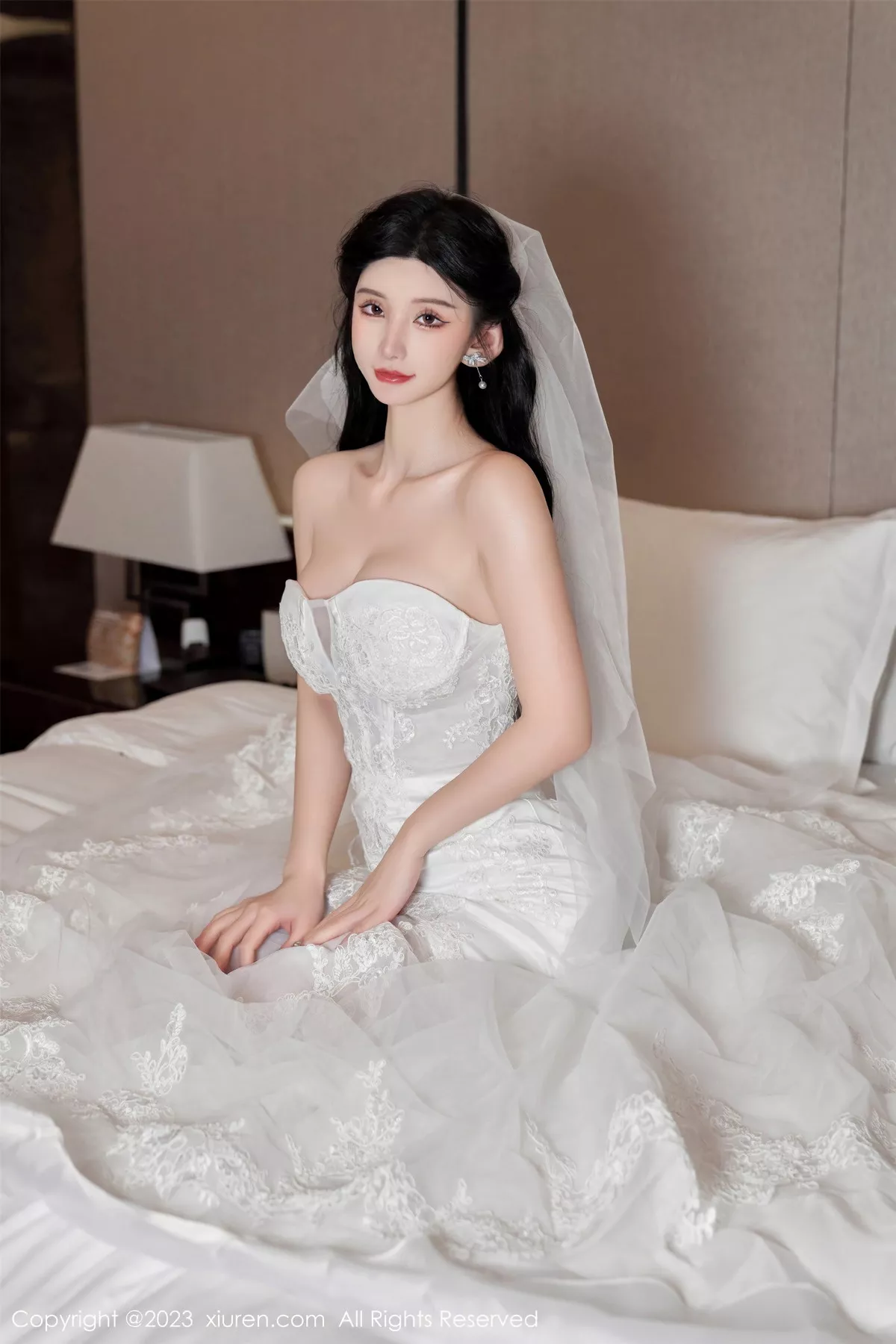 秀人集.com_[XiuRen秀人网]No.7463_女神周于希Sally性感白色婚纱+白色蕾丝情趣服饰完美诱惑写真100P