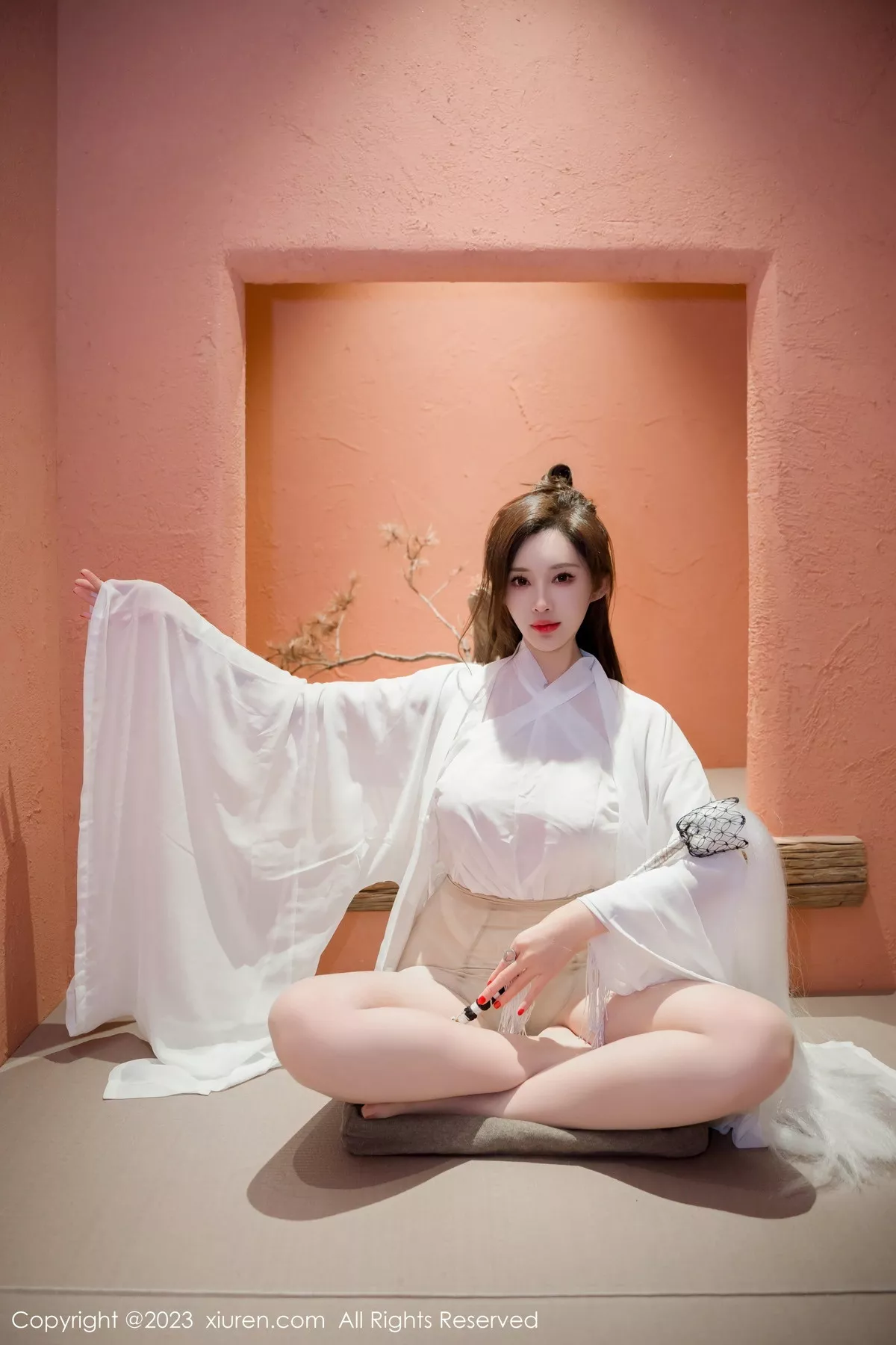 秀人集.com_[XiuRen秀人网]No.7466_女神Carol周妍希仙姑造型白色道袍服配超薄肉丝秀美腿诱惑写真95P