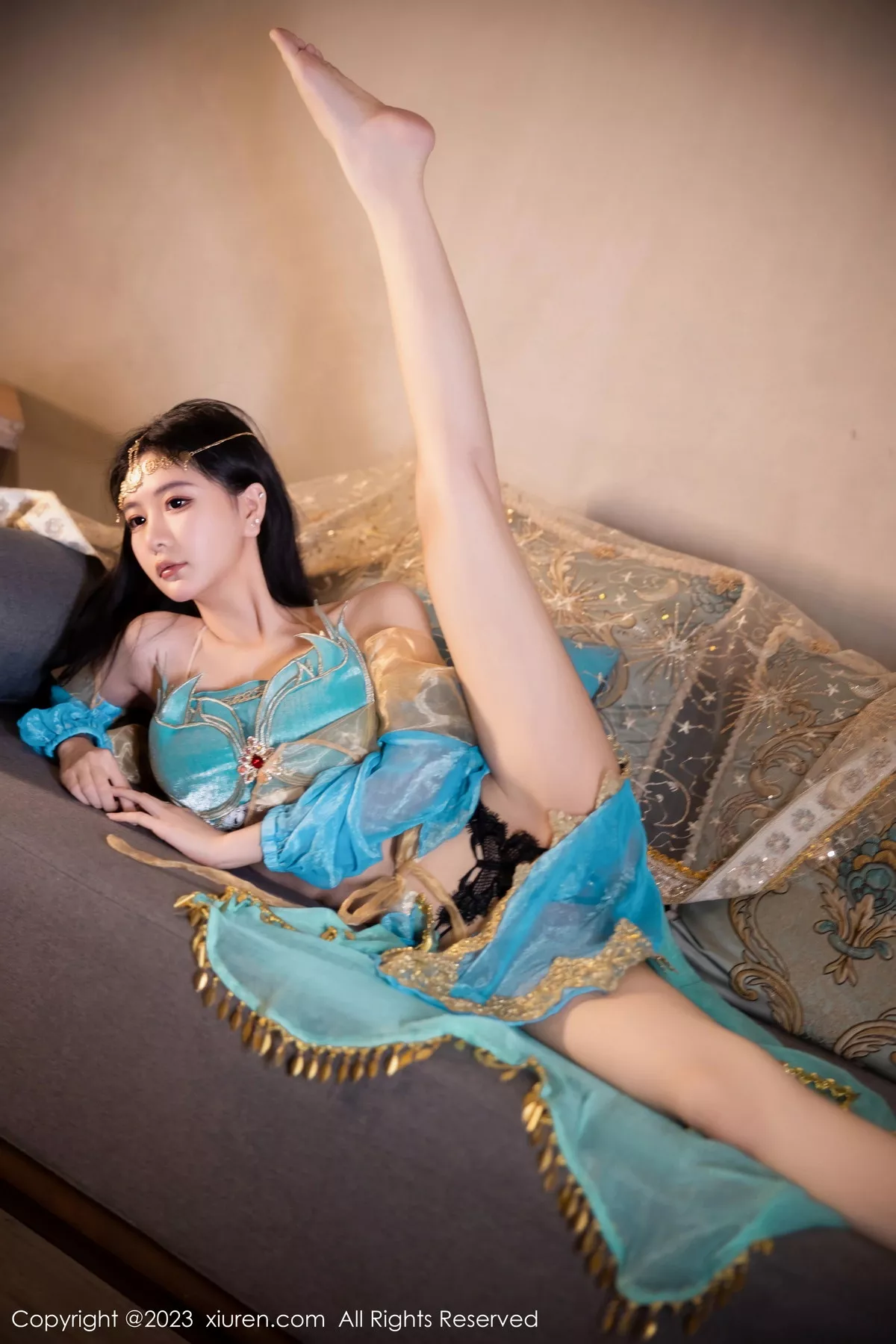 秀人集.com_[XiuRen秀人网]No.7469_模特幼幼性感蓝色西域舞娘短裙露黑色内裤秀白嫩美腿诱惑写真82P