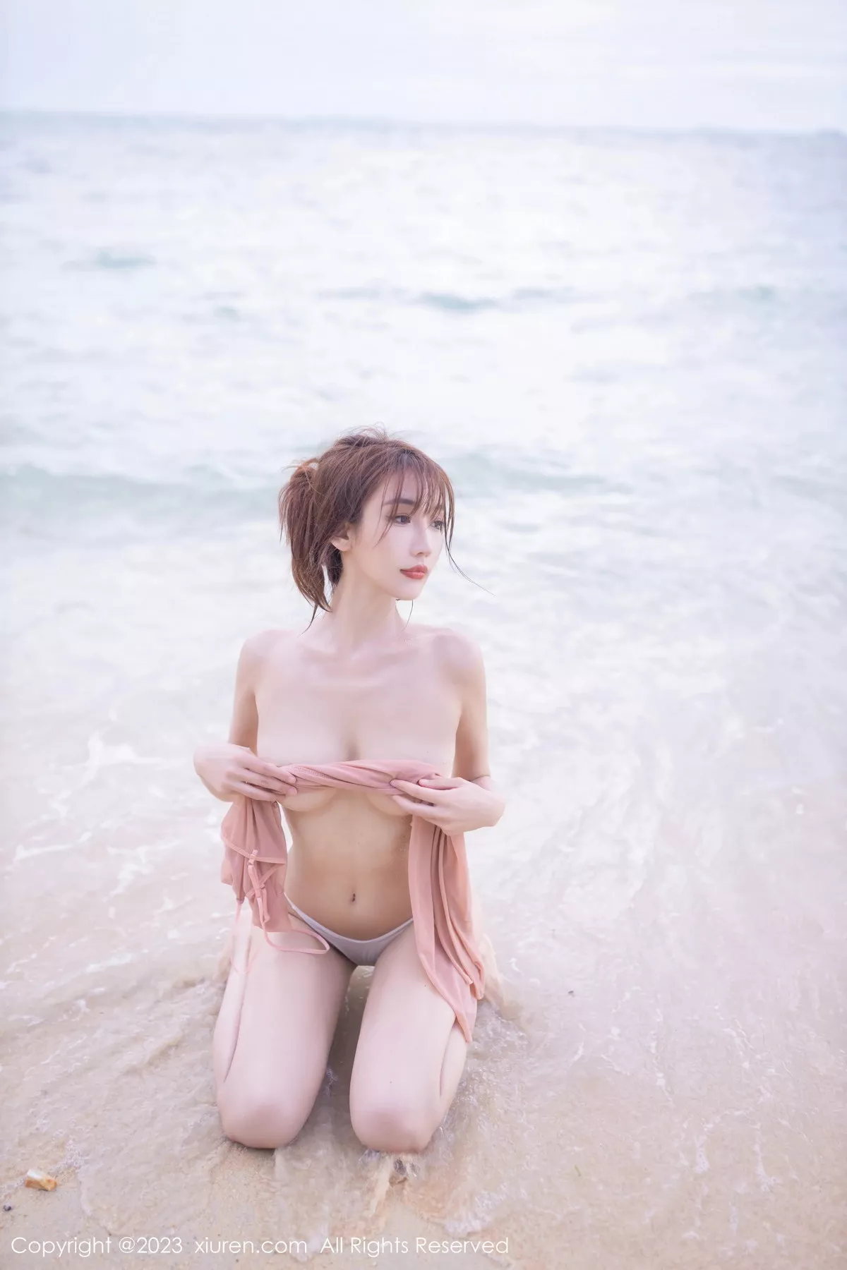 秀人集.com_[XiuRen秀人网]No.7501_模特陆萱萱性感粉色蕾丝内衣配超薄无内肉丝秀惹火身材诱惑写真77P