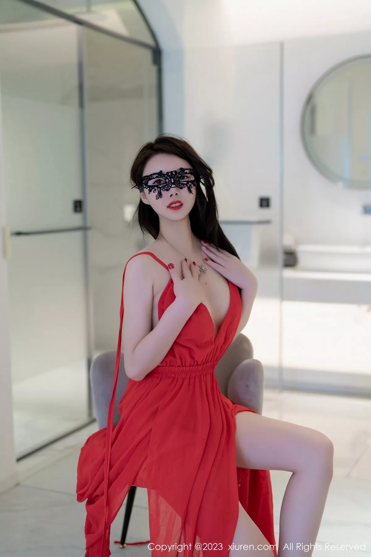 秀人集.com_[XiuRen秀人网]No.7517_模特Summer宝宝红色露肩连衣长裙配肉丝袜秀曼妙身姿诱惑写真62P