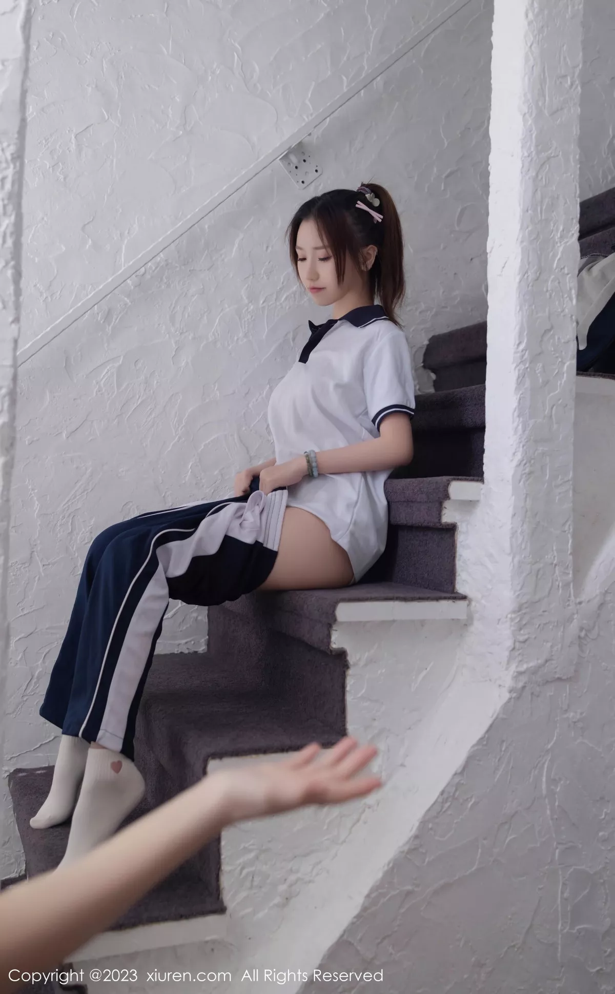 秀人集.com_[XiuRen秀人网]No.7528_模特杏子Yada脱普蓝色学妹制服露白色内衣秀曼妙身姿诱惑写真89P